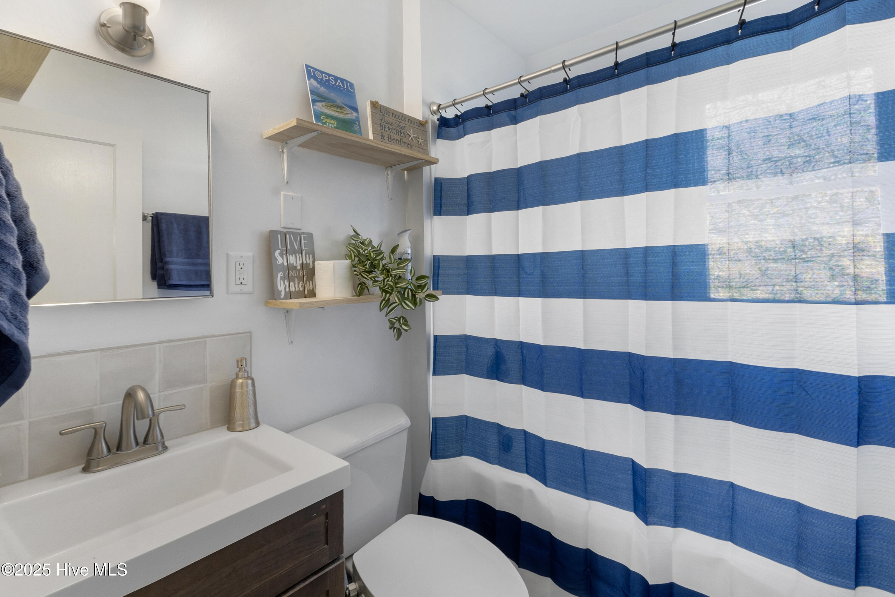 100541212 | Photo 19