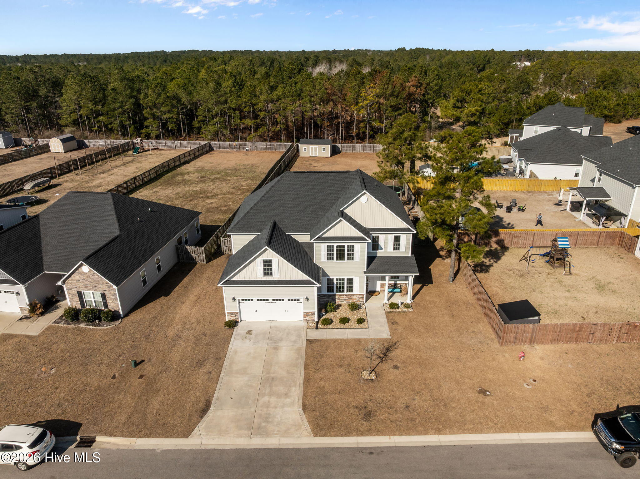 100554000 | Photo 55