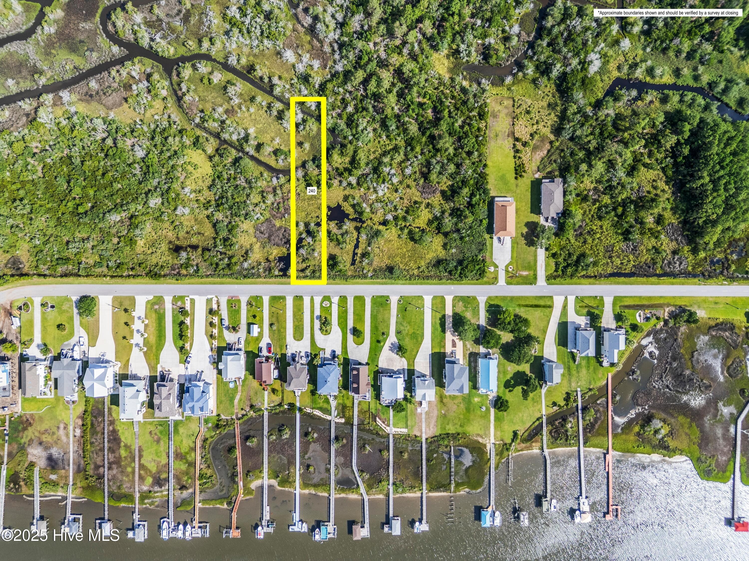 100520109 | Photo 11