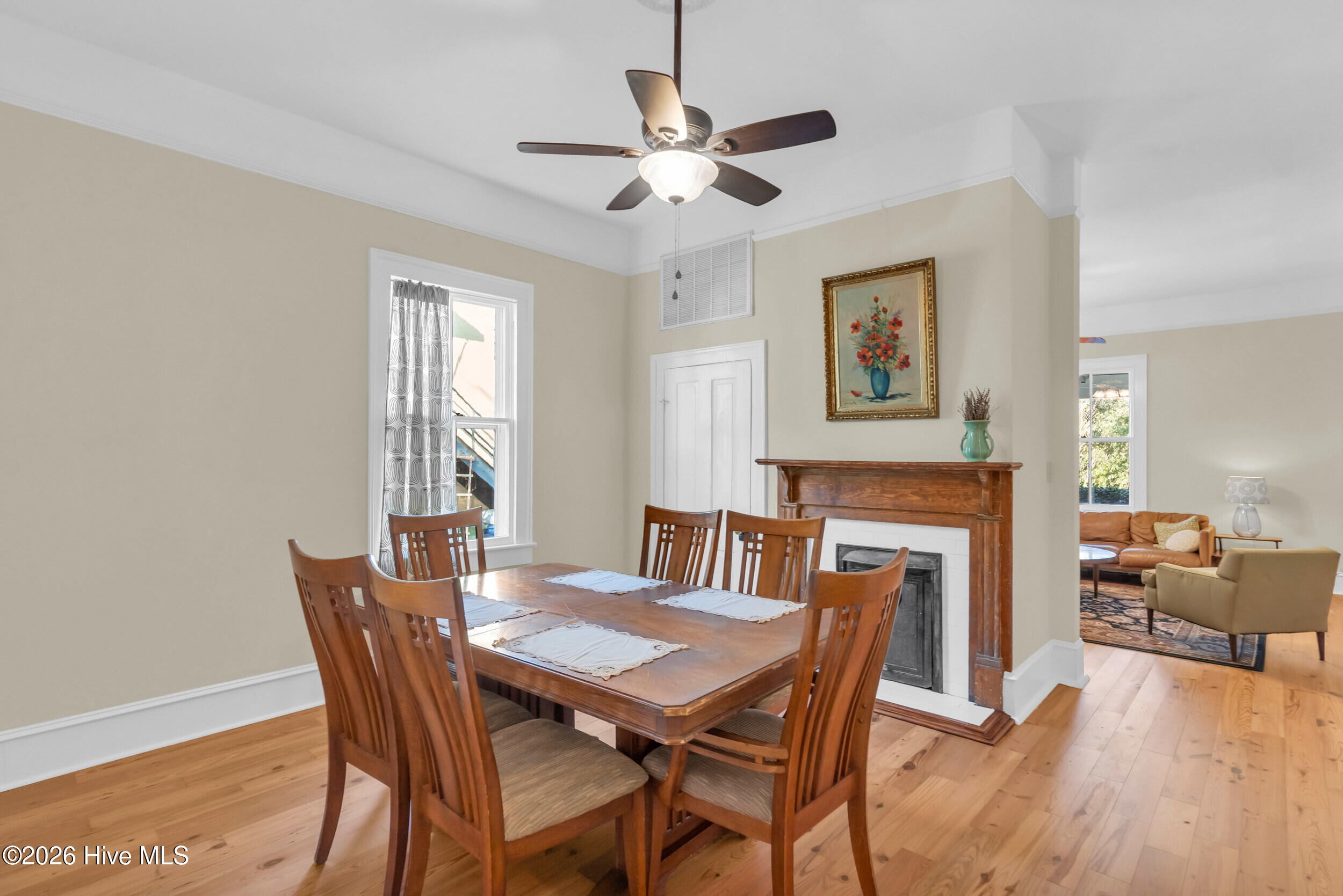 100528129 | Photo 14