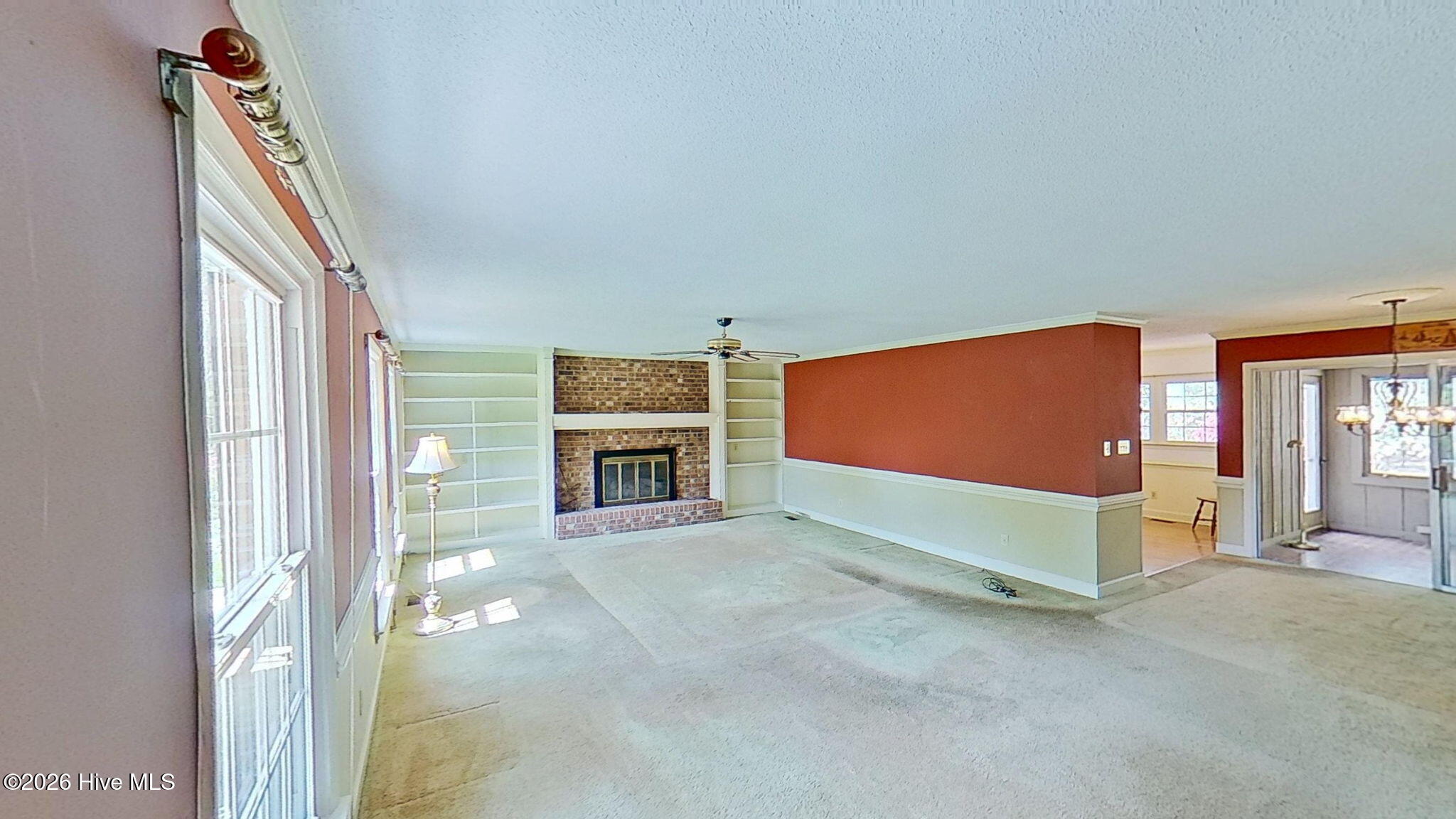 512 Raymond Drive,Arapahoe