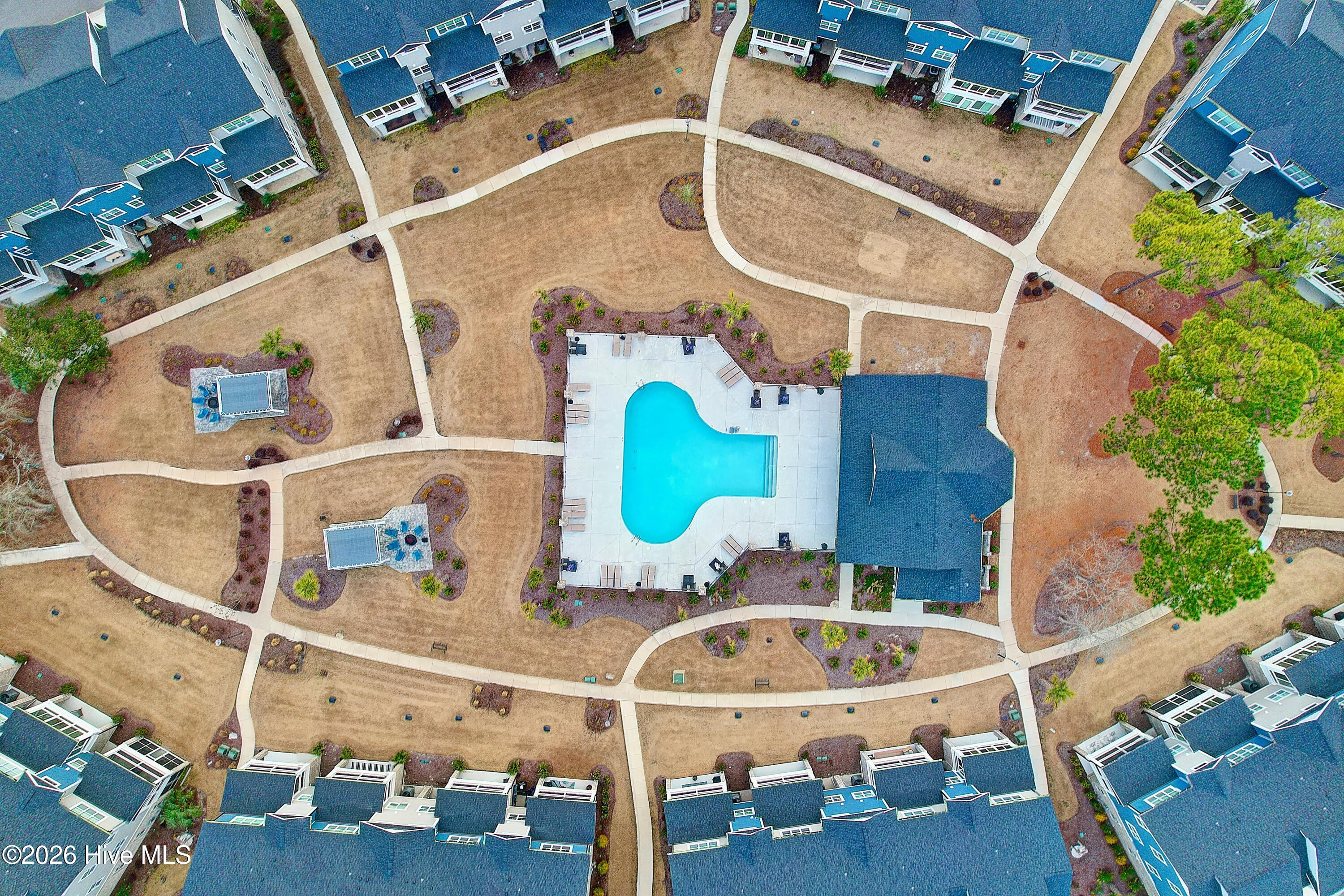 100555426 | Photo 53