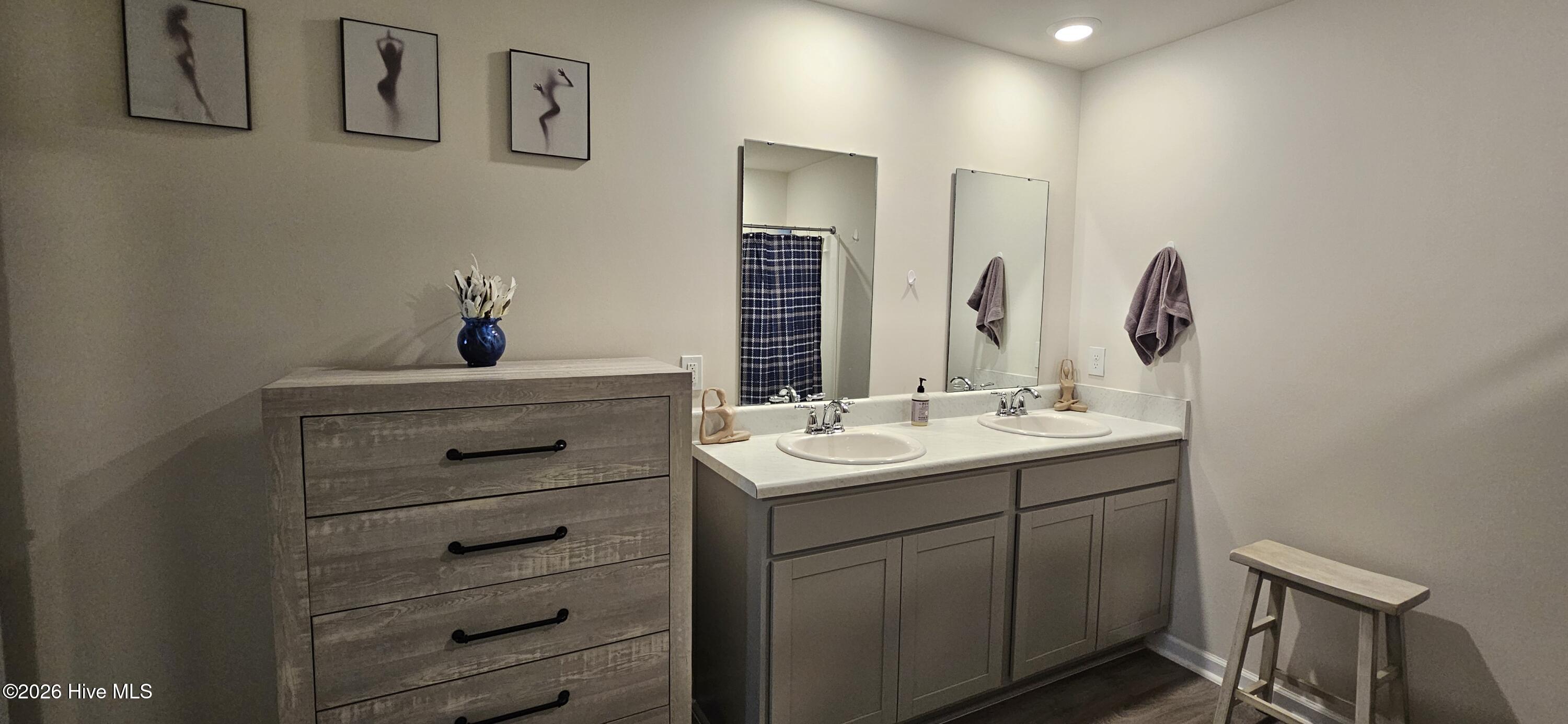 100545464 | Photo 17