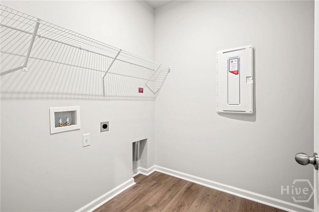 Homes for sale in Richmond Hill, GA | 324 Crosstown Ave, Richmond Hill, GA 31324 | MLS# SA347831