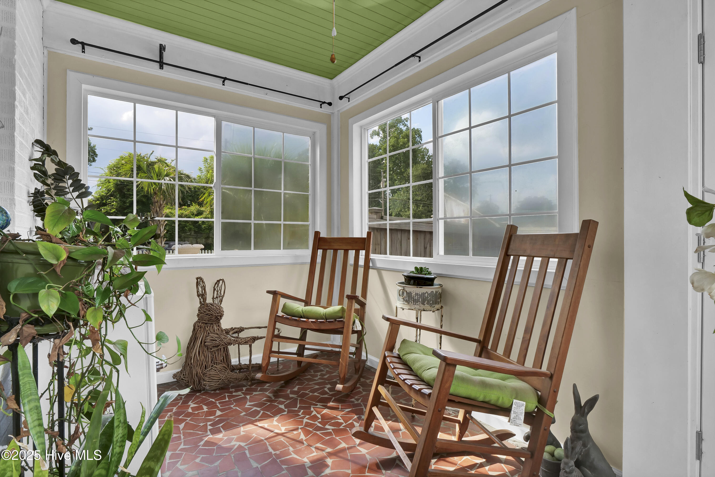 100528167 | Photo 17