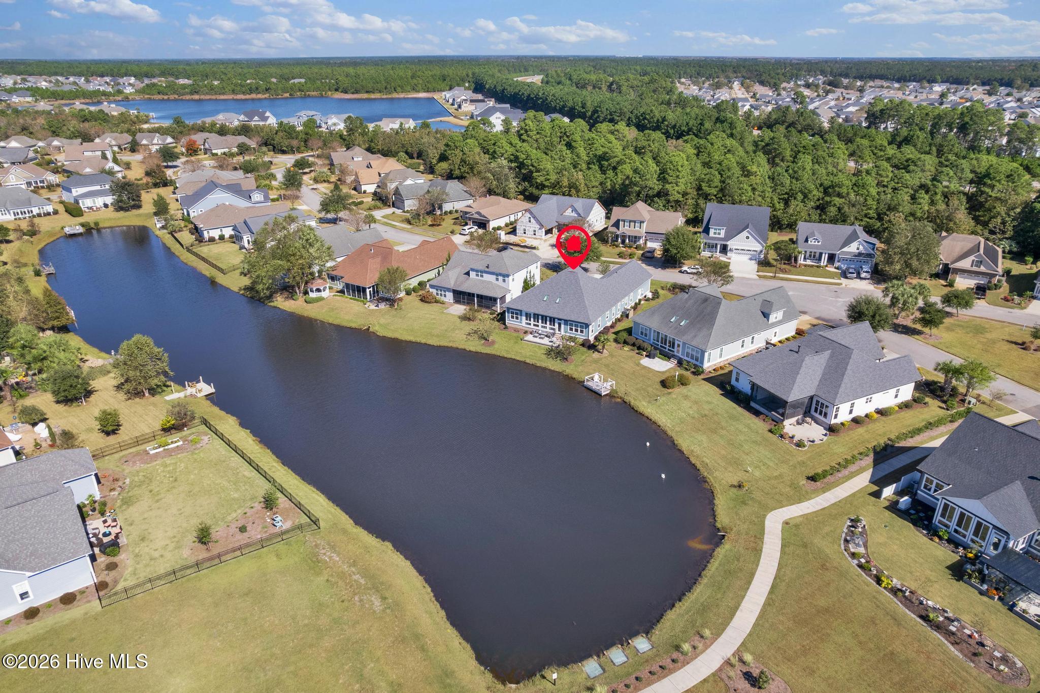 100549204 | Photo 41