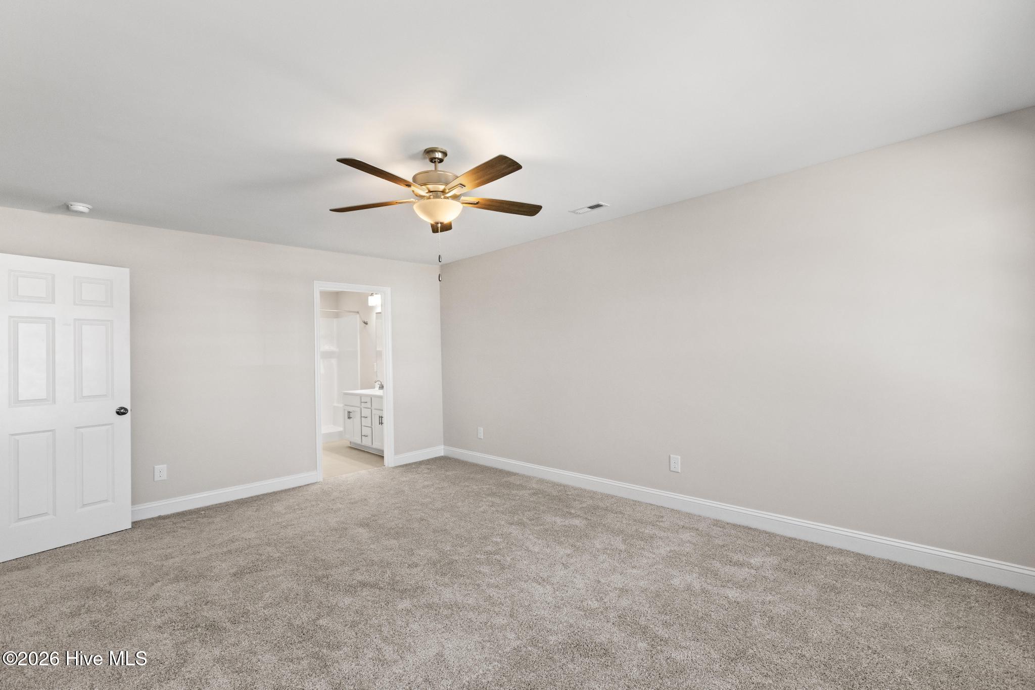 100544649 | Photo 24