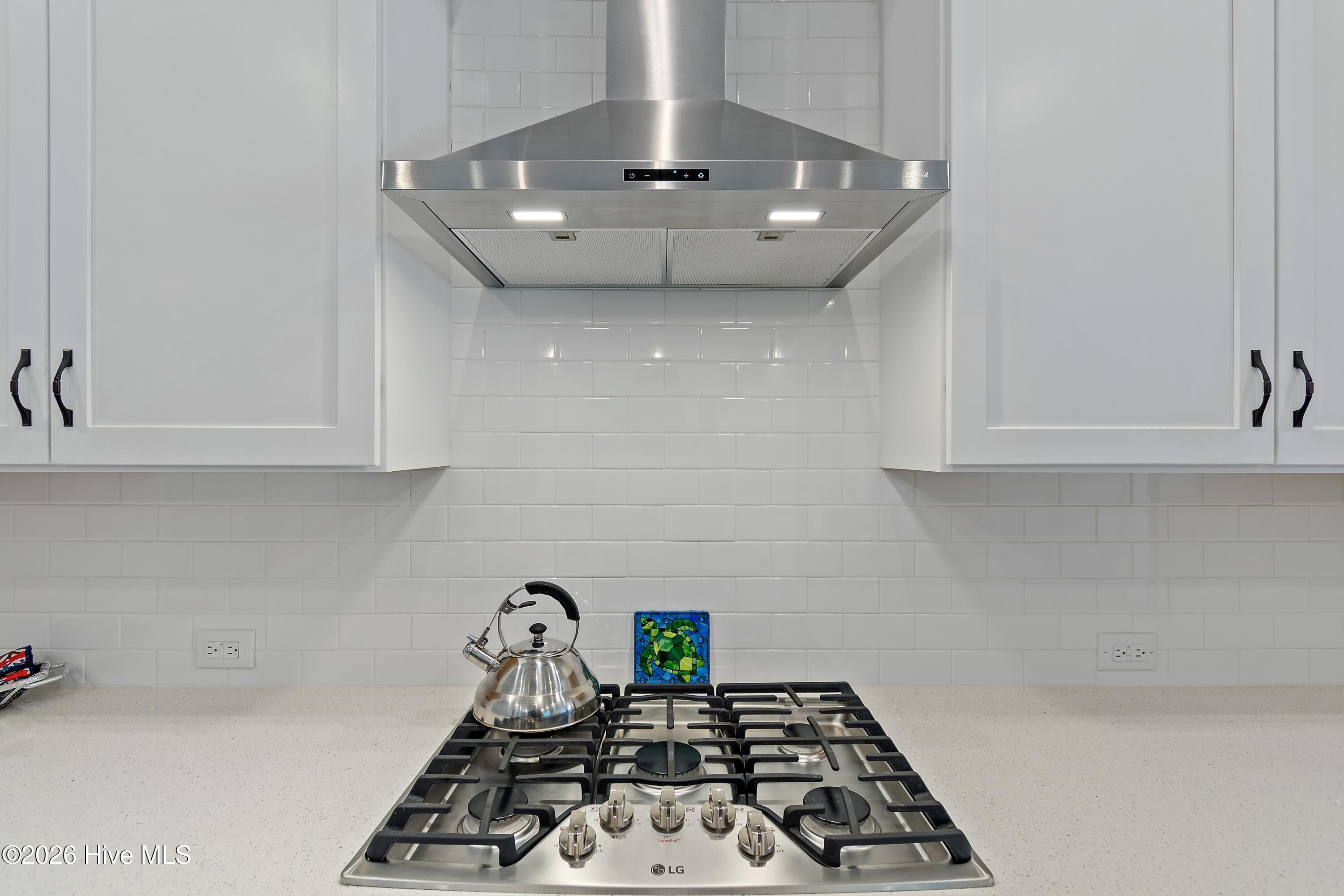 100552502 | Photo 28