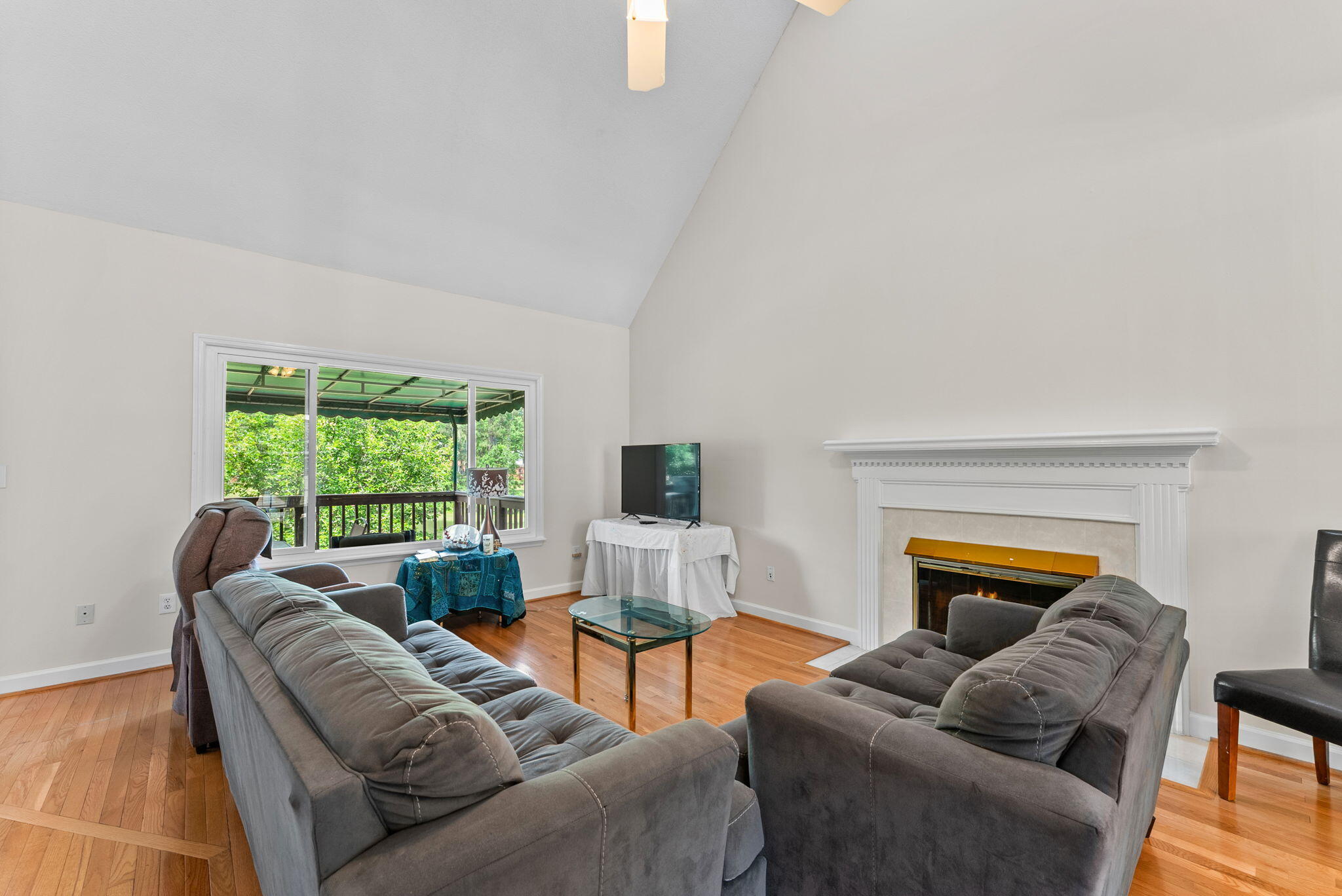 56-web-or-mls-DSC08015-fire