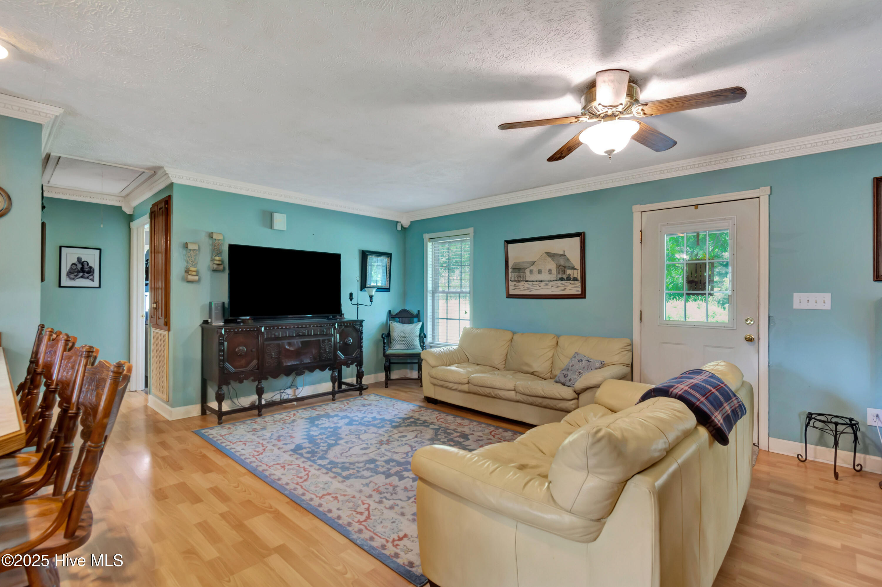 100523572 | Photo 10