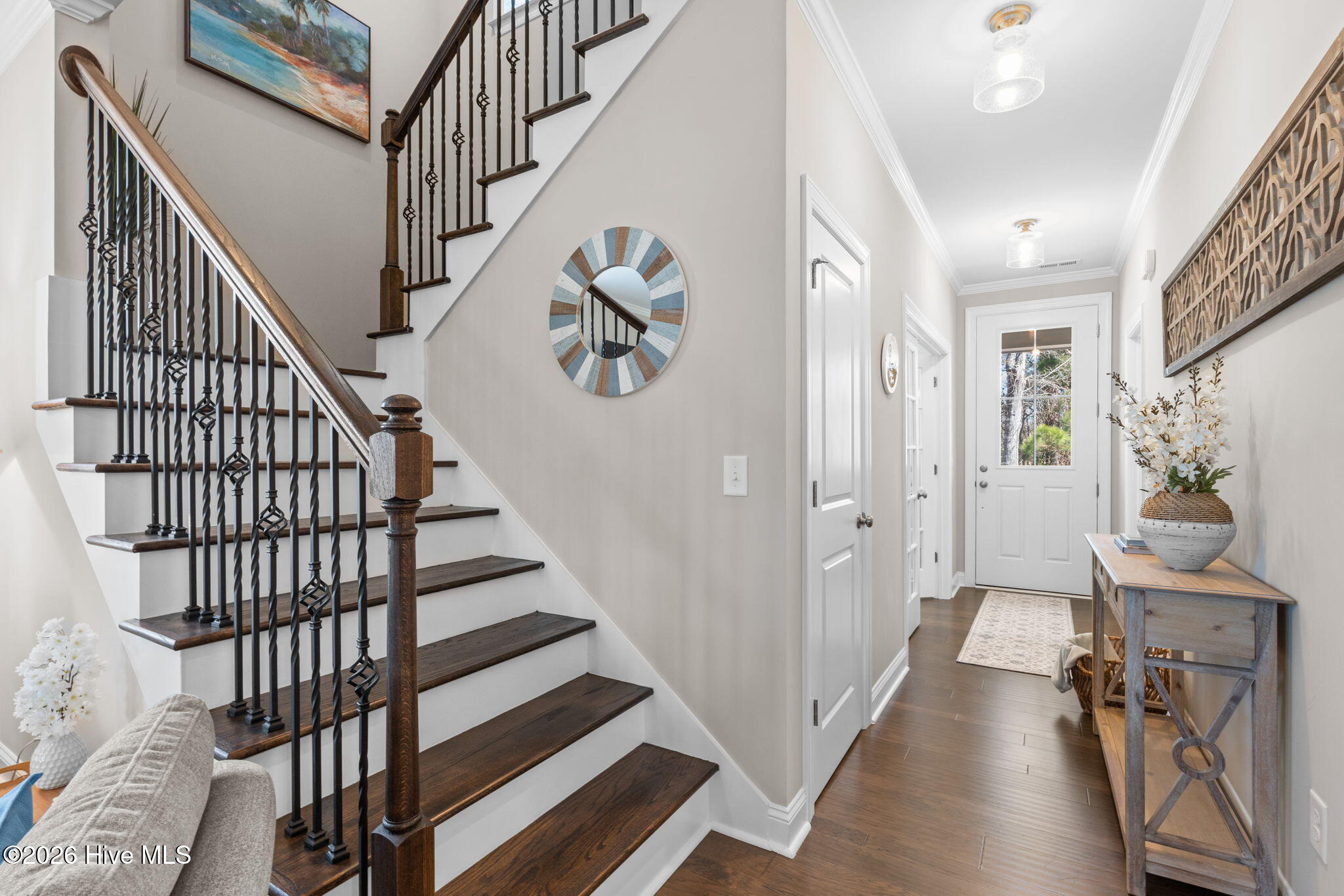 100561816 | Photo 10