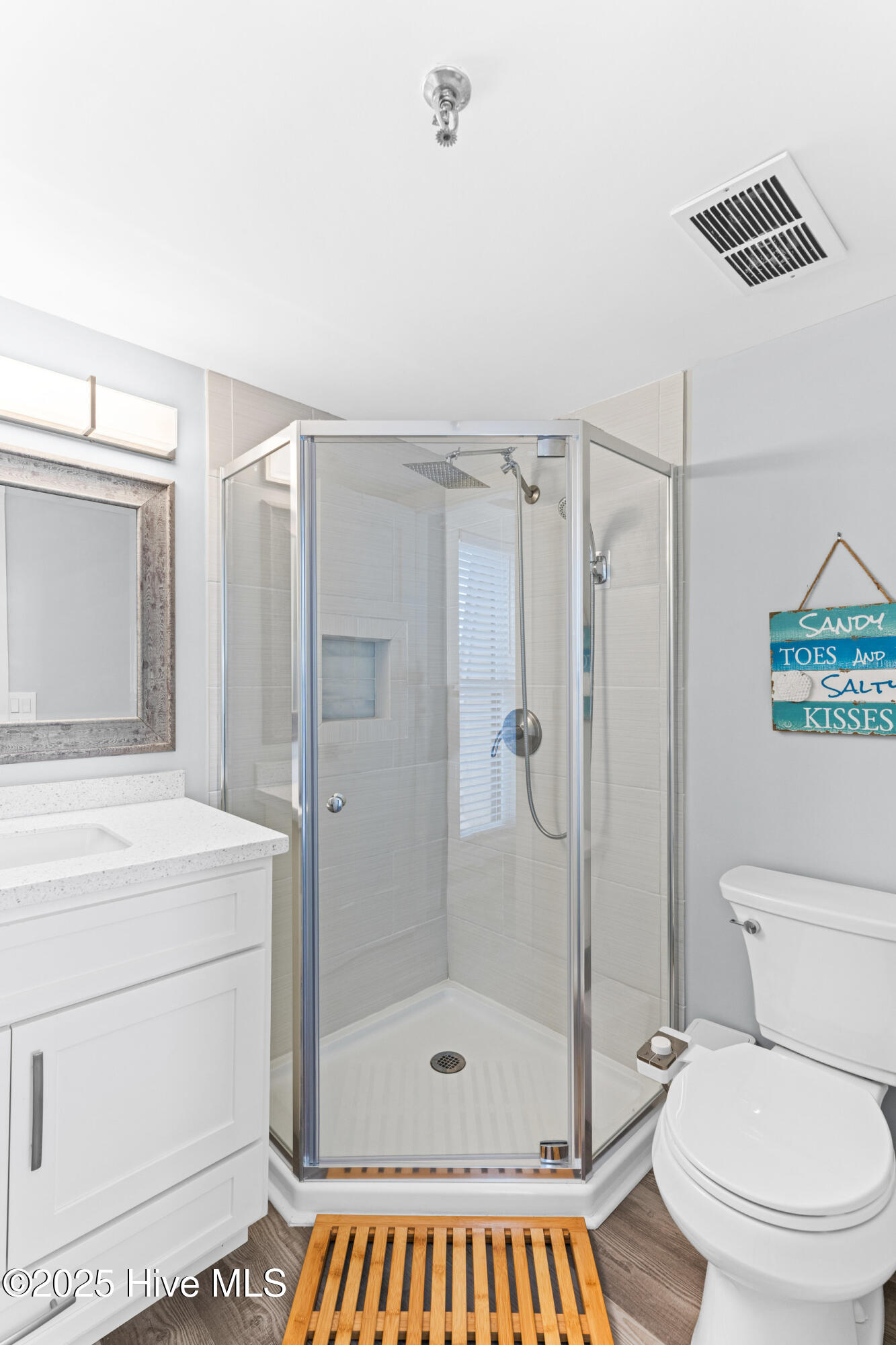 100546206 | Photo 21