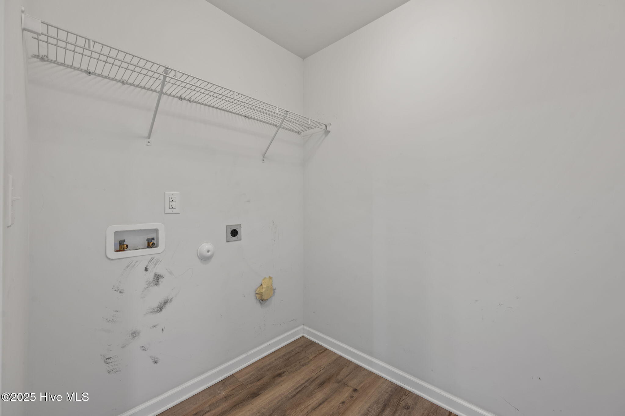 100536661 | Photo 26