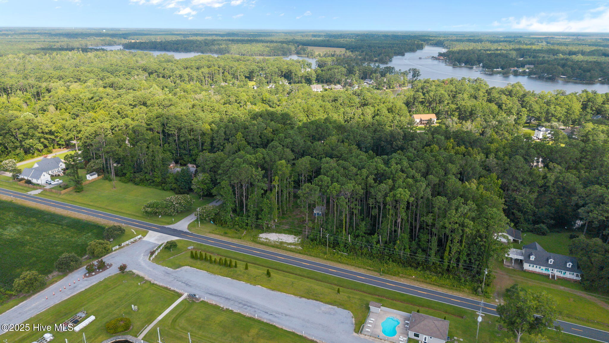 690 Oriental Road, Oriental, NC, 28571