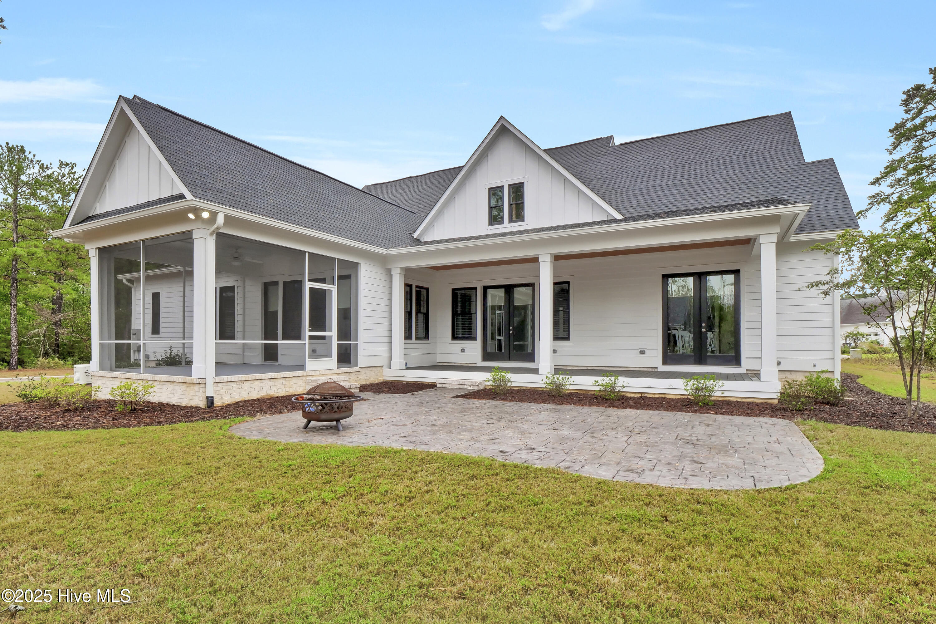 100531256 | Photo 29