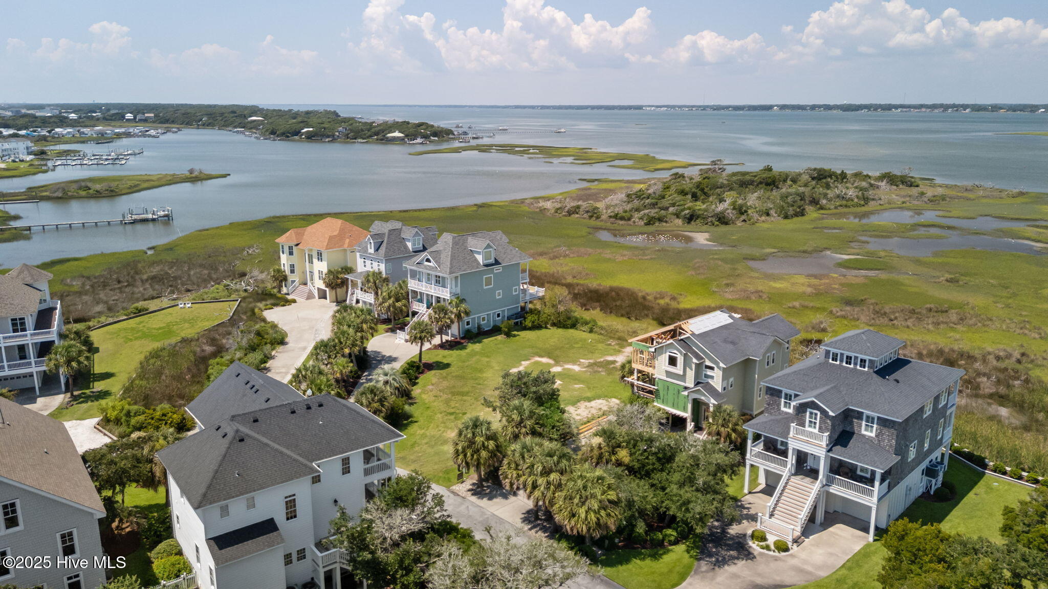 123 & 125 Coral Bay Court,Atlantic Beach