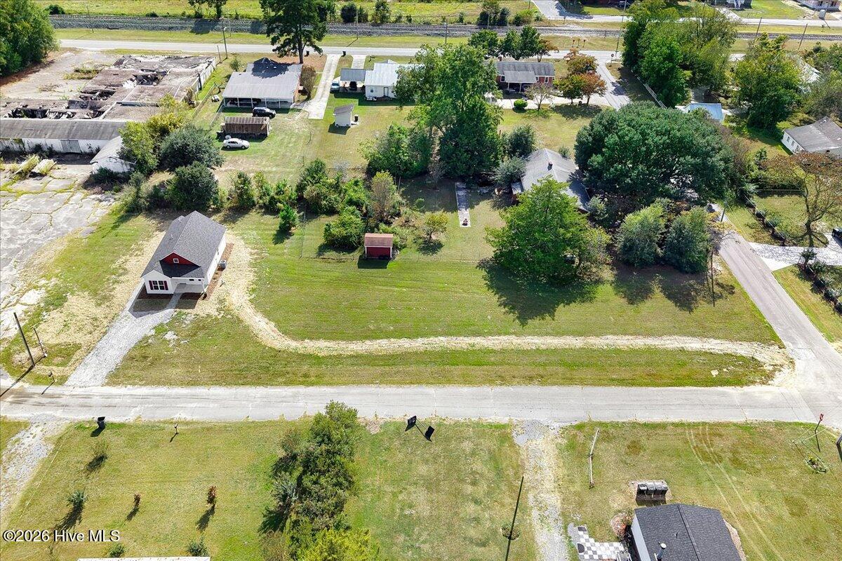 Homes for sale in La Grange, NC | 303 E James St, La Grange, NC 28551 | MLS# 100525498