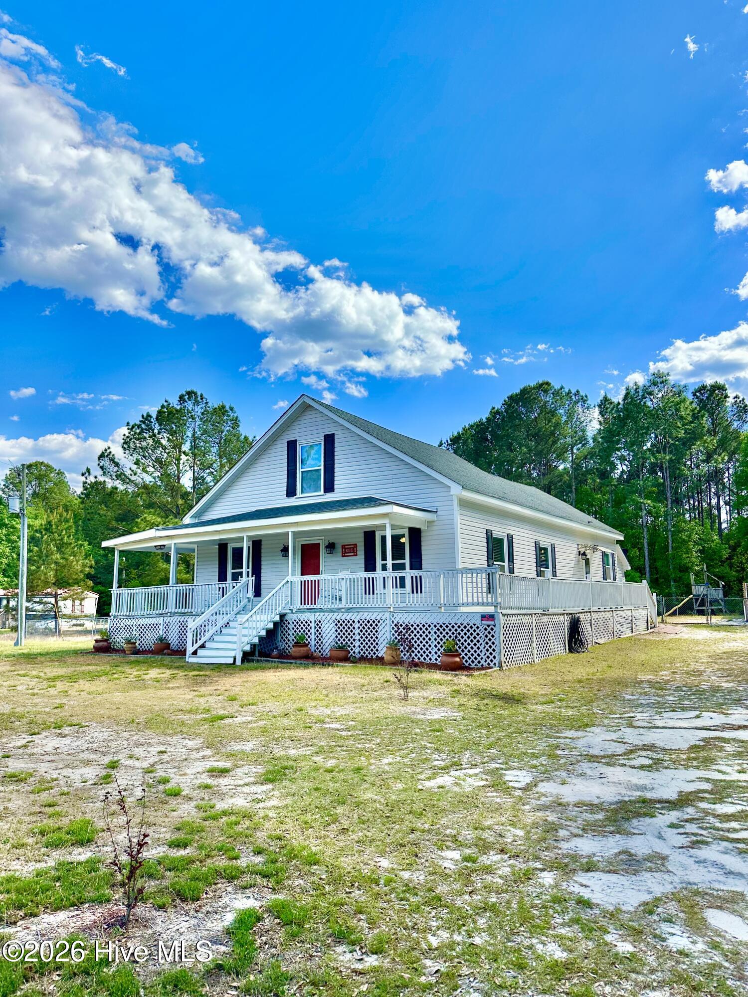 Photo 1 of Single family home for sale at 588 Lightwood Knot Rd, Kelly, NC 28448 | MLS# 100565621 | Listing updated on 2026-09-04