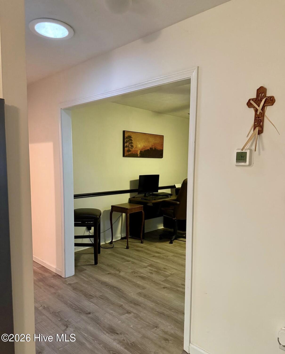 100564065 | Photo 13