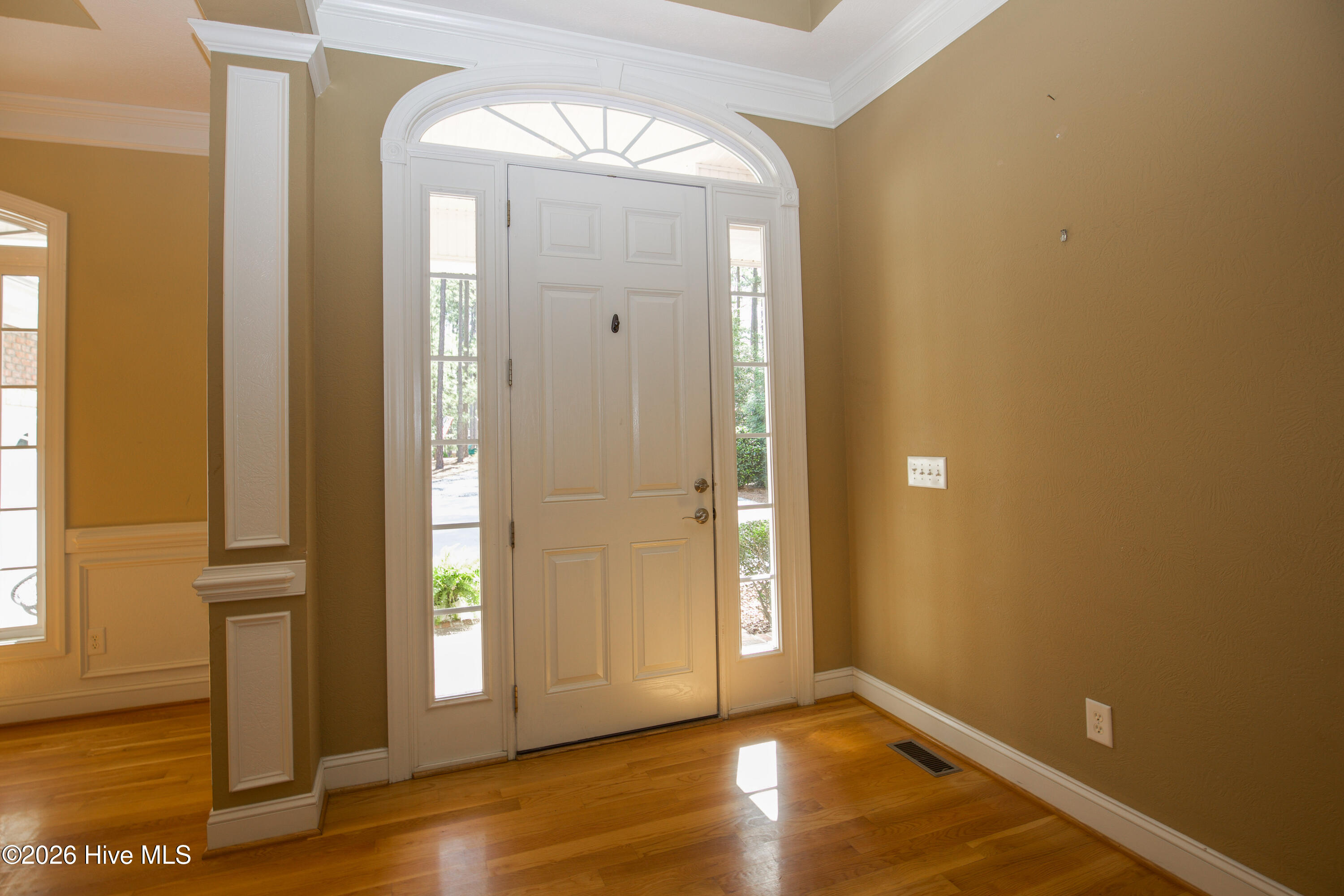 16 Montrose Ct-19