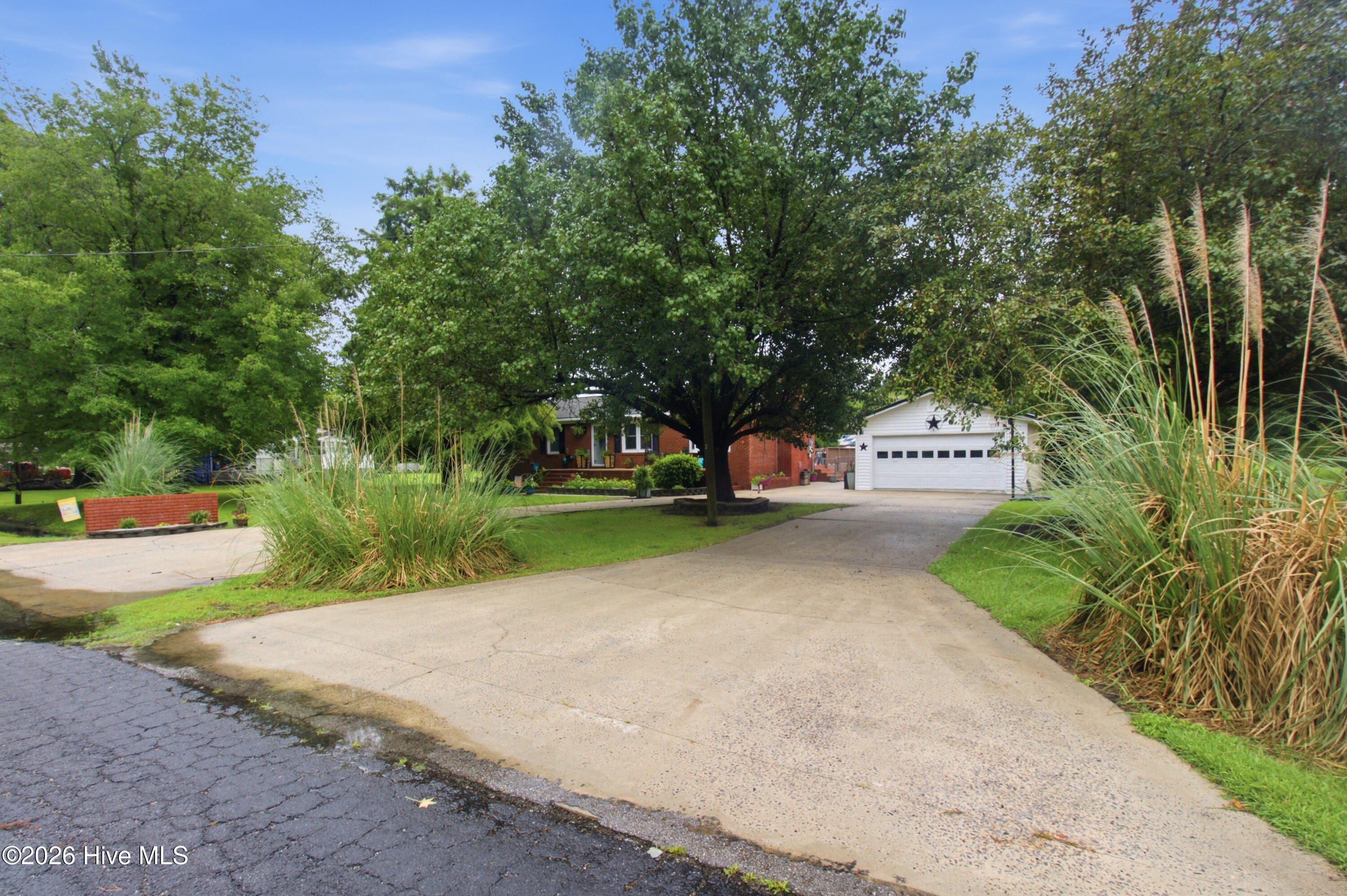 6634 Florence Road,Merritt