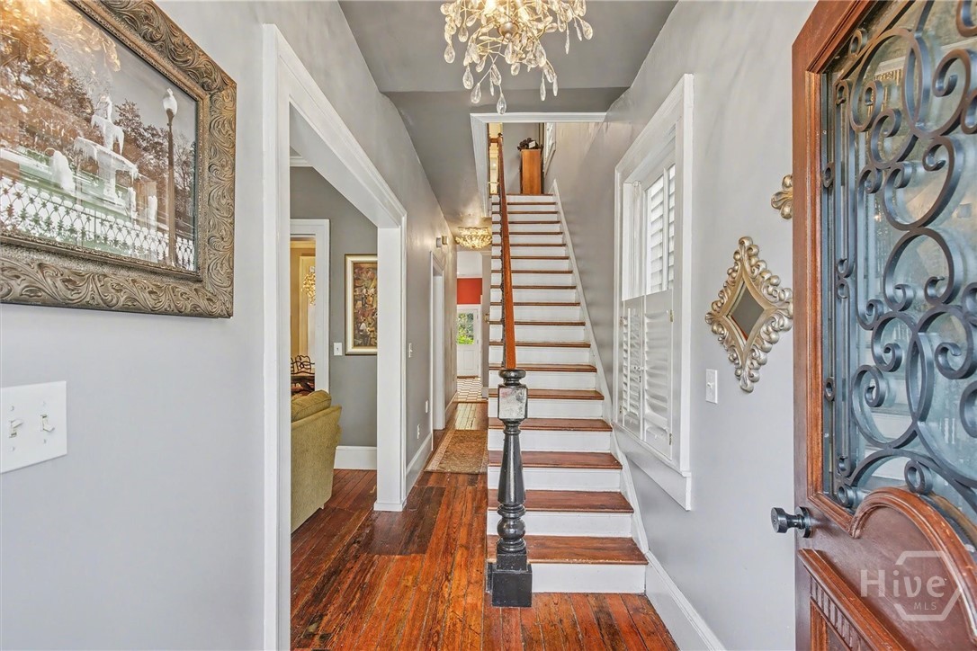 Photo 3 of Single family home for sale at 523 E Gaston St, Savannah, GA 31401 | MLS# SA353476 | Listing updated on 2026-09-21