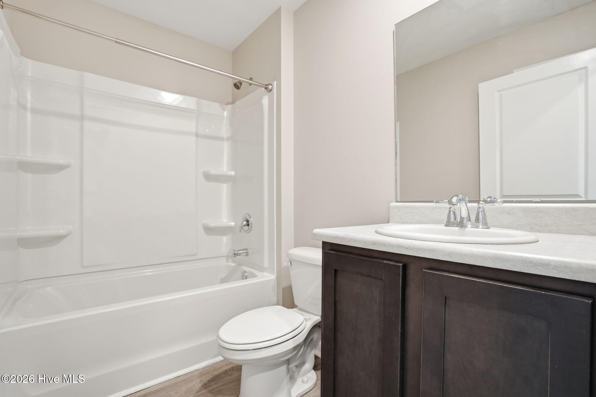 100558624 | Photo 40