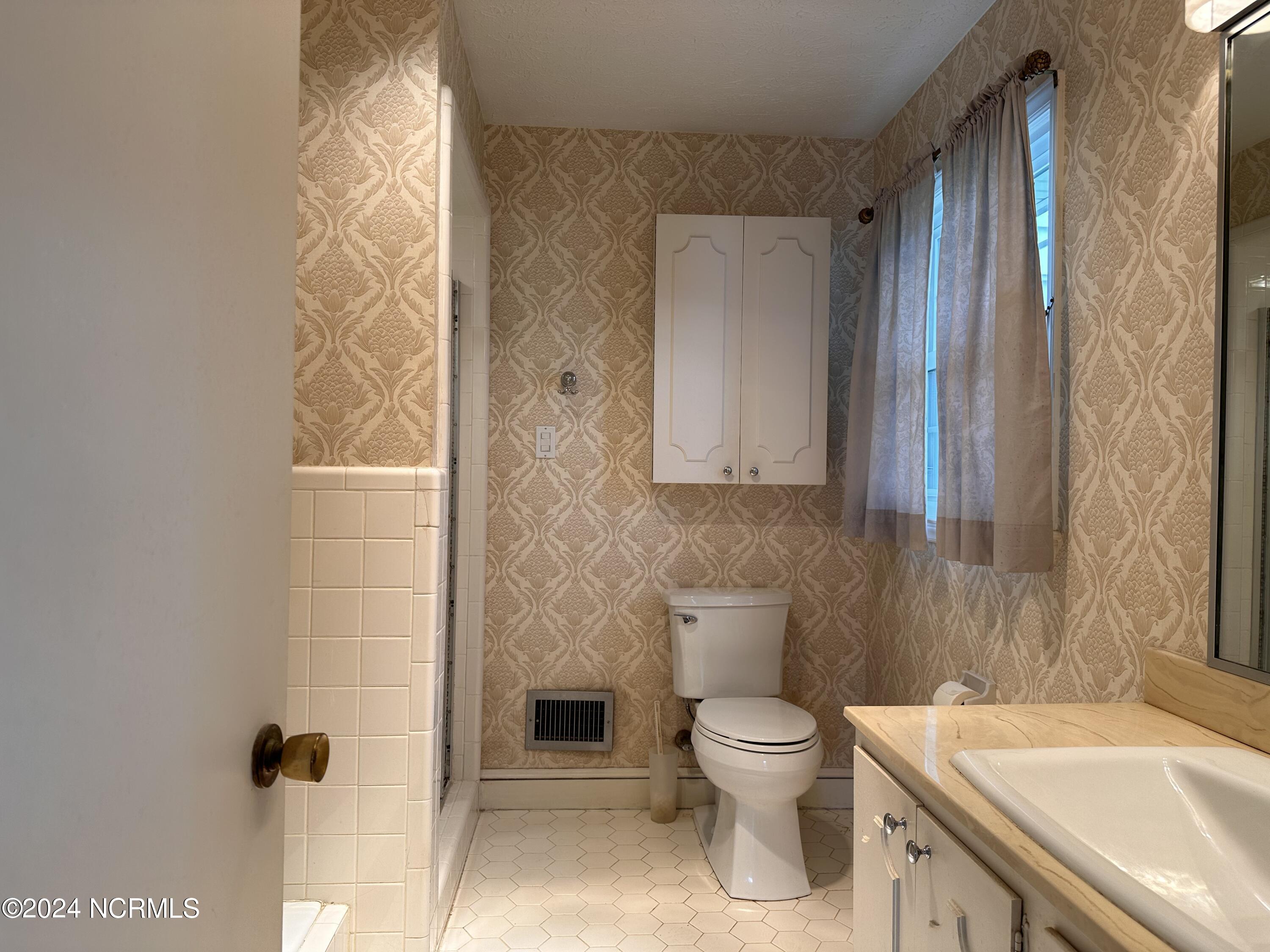 100466276 | Photo 37