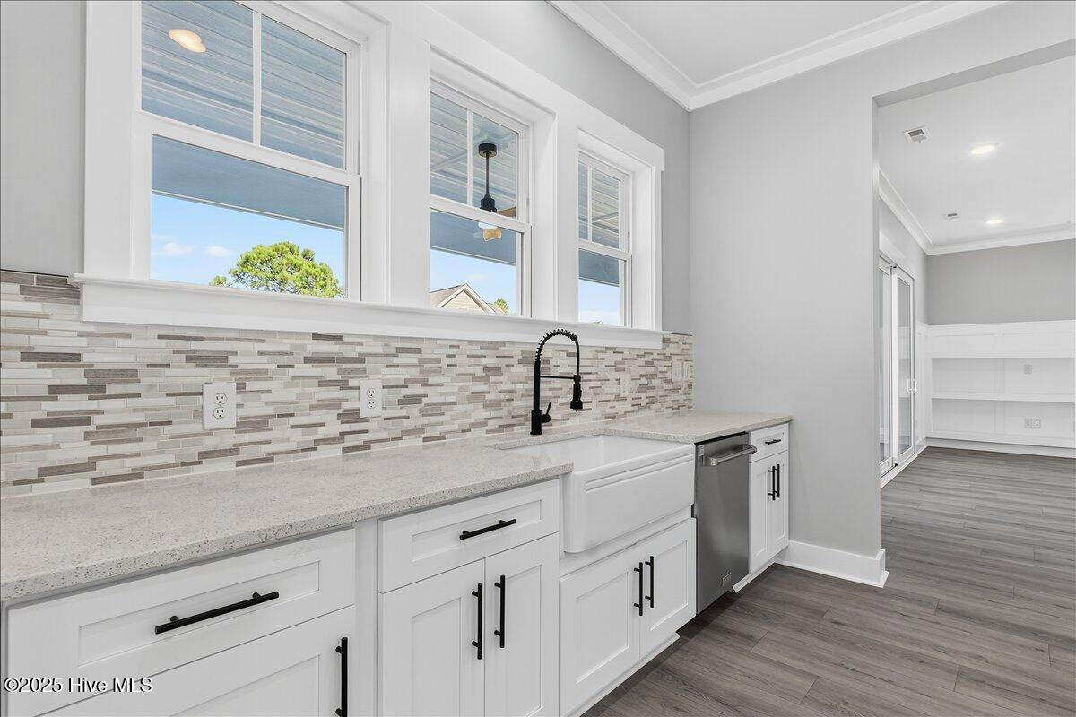 100541548 | Photo 51