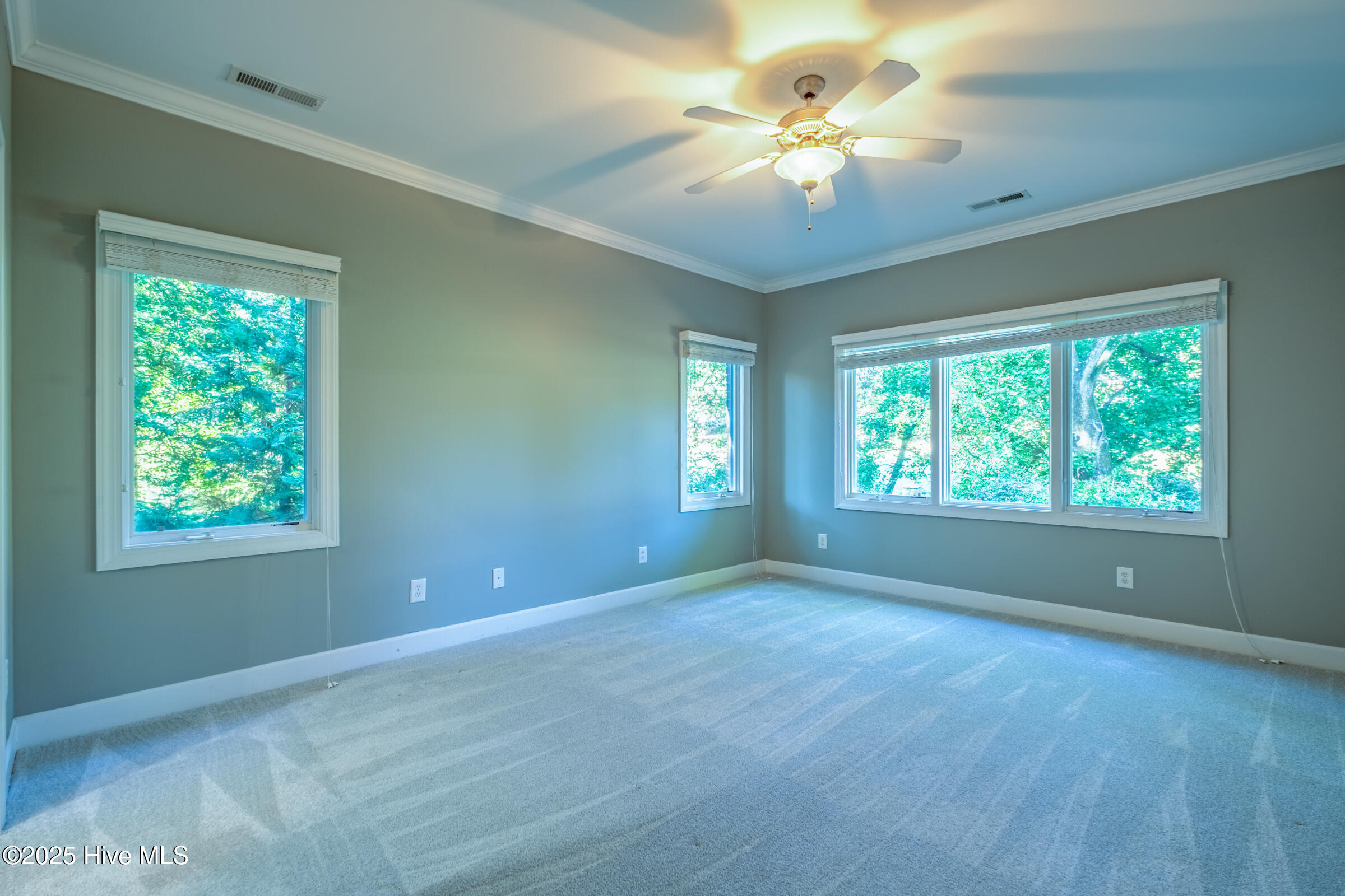 80 Lakewood Drive