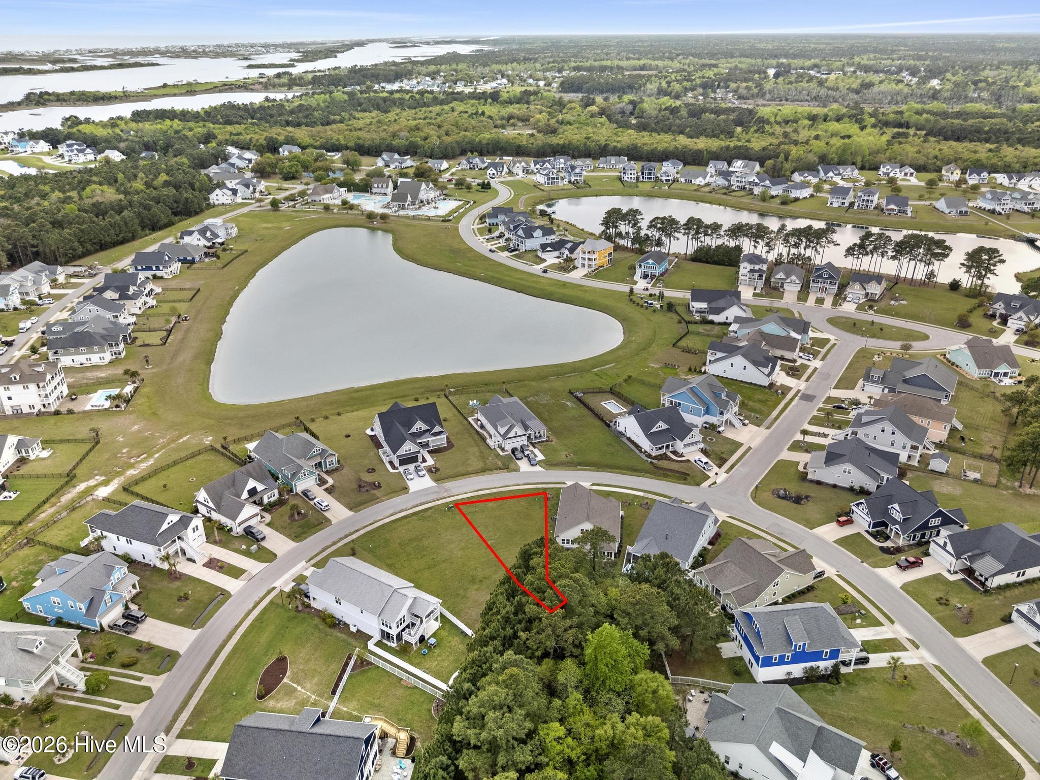 100564702 | Photo 14