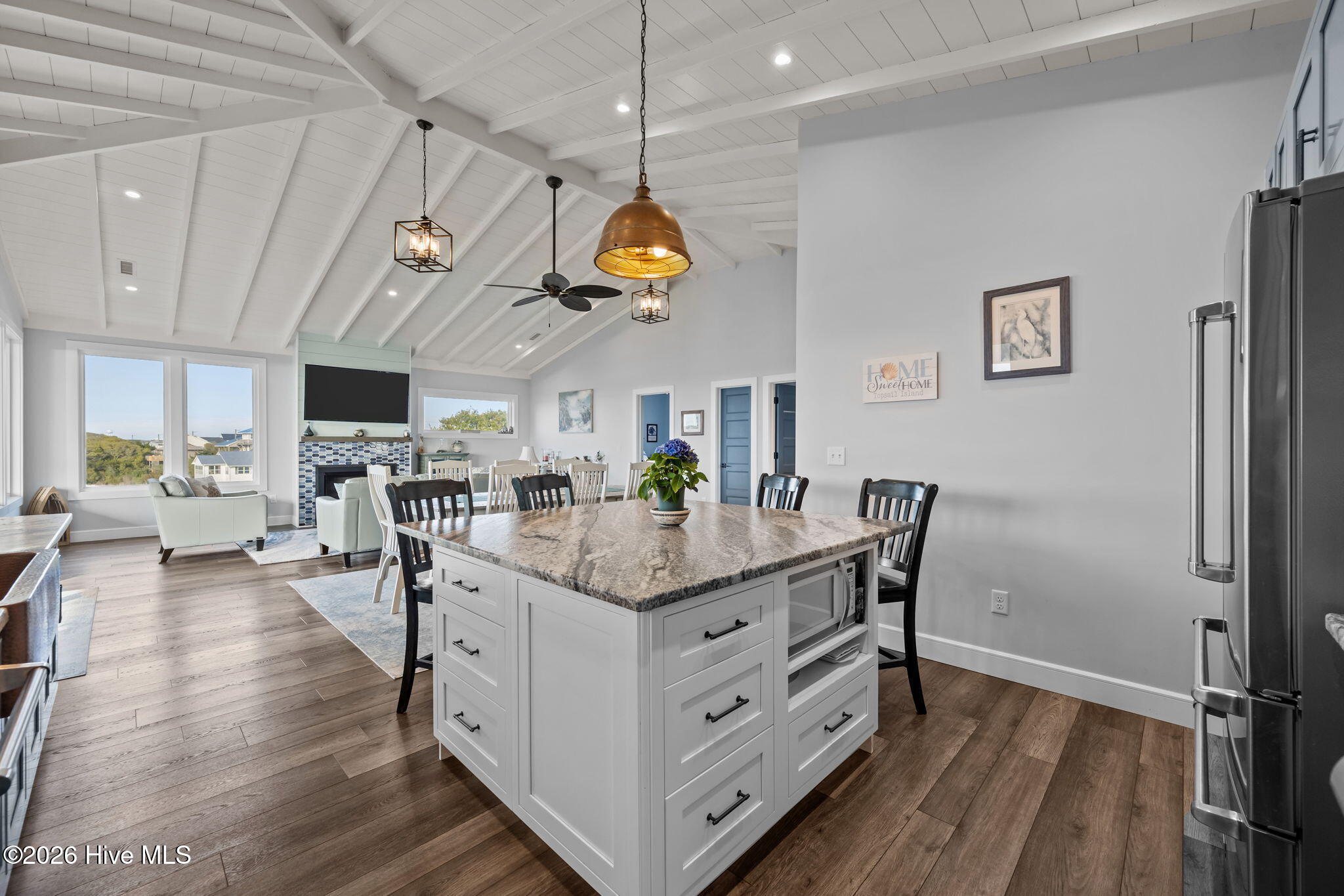 1207 S Topsail Drive, Surf City, NC, 28445