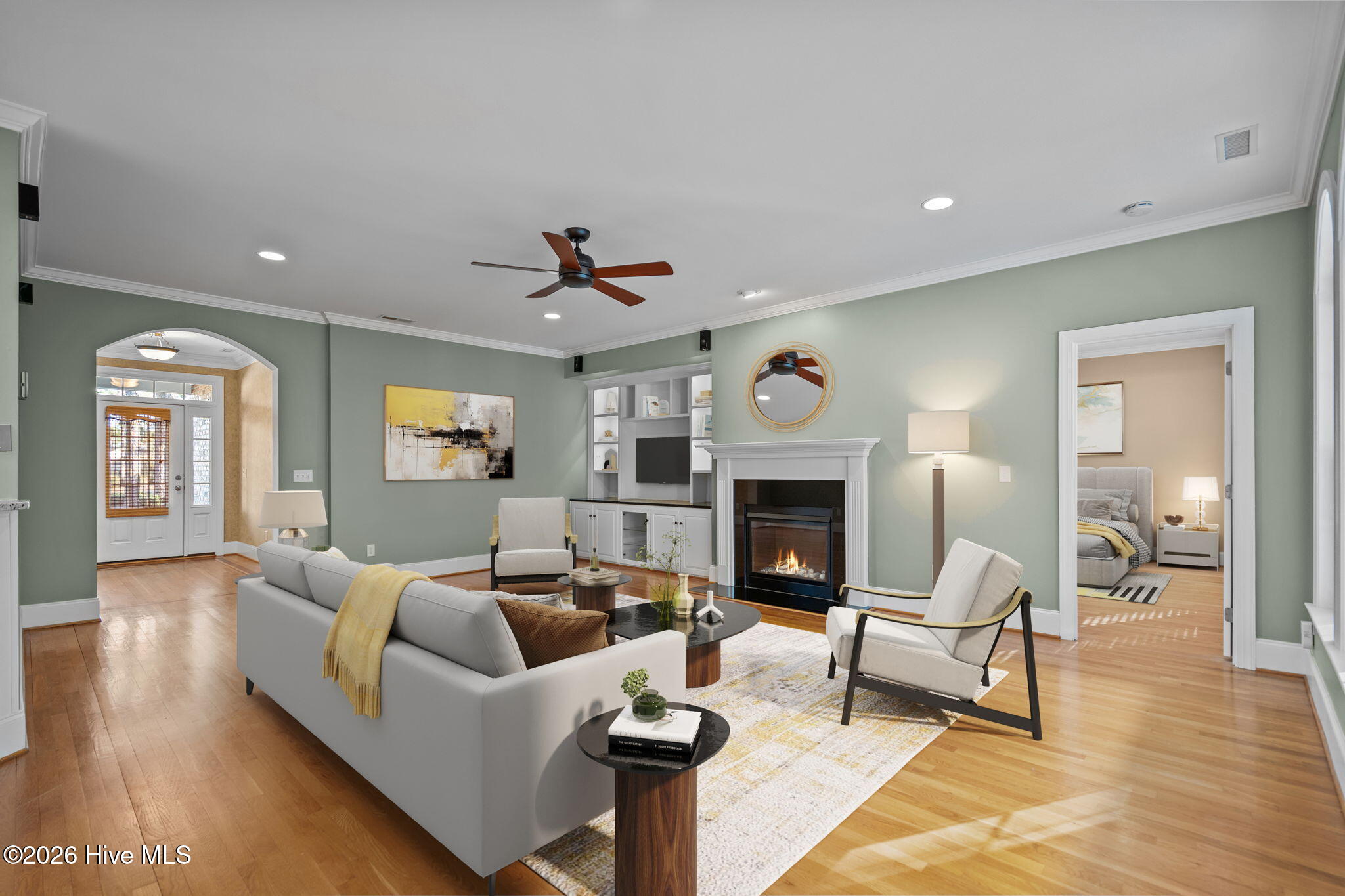 100552731 | Photo 11