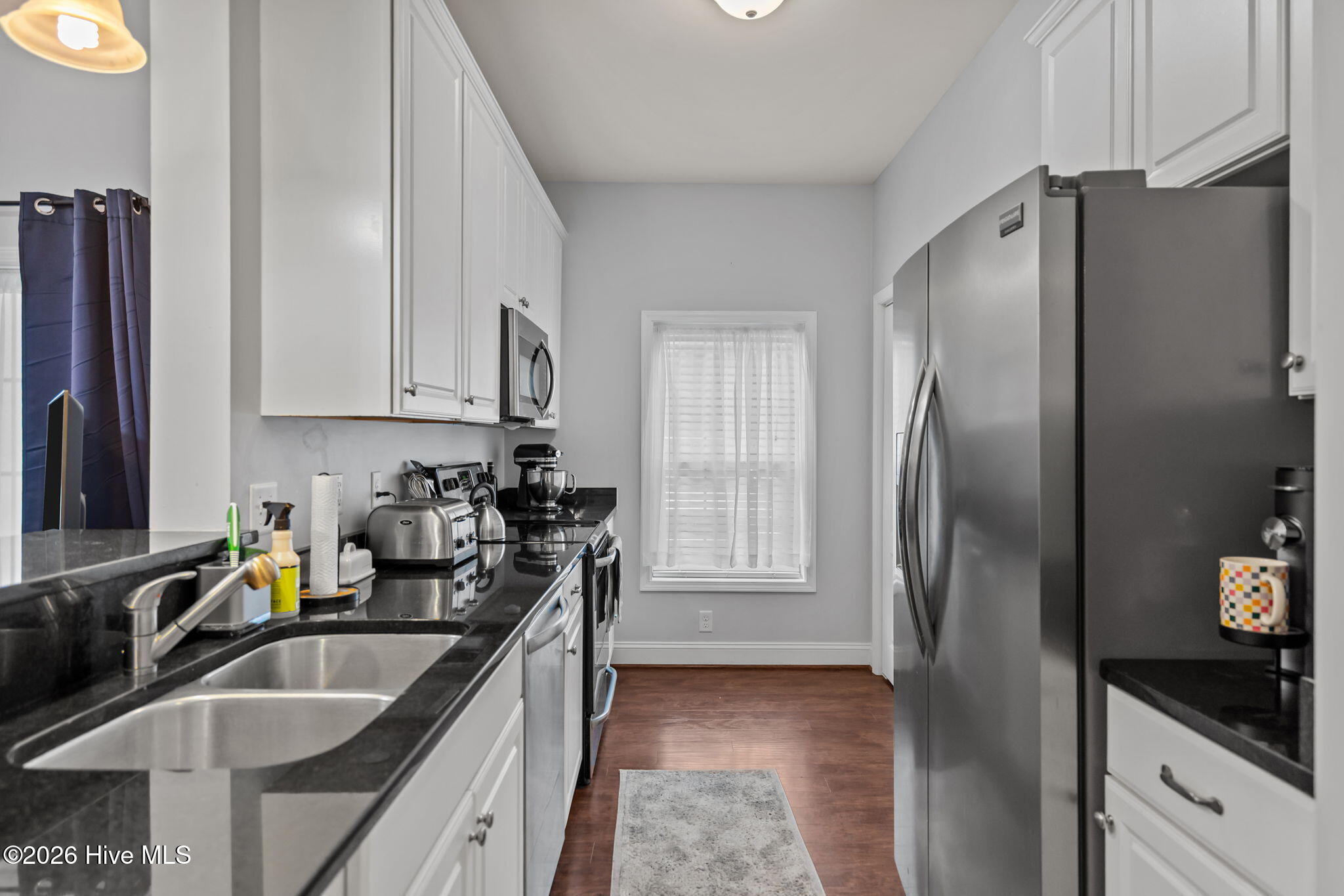 100558292 | Photo 22