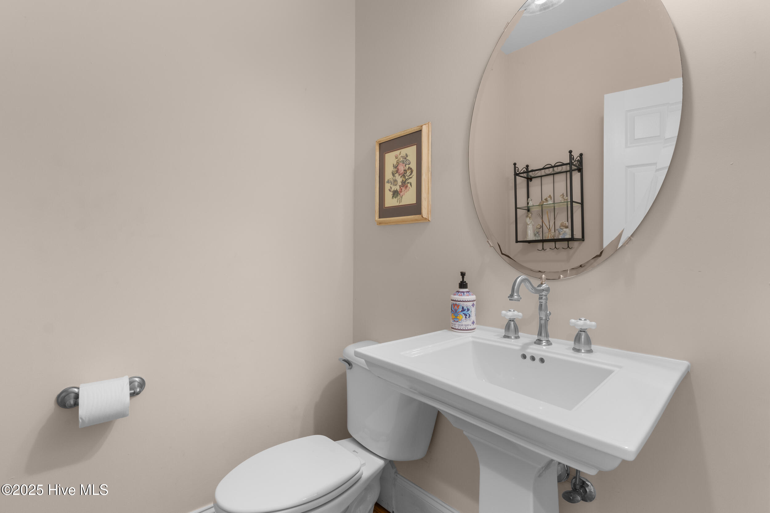 100536659 | Photo 26