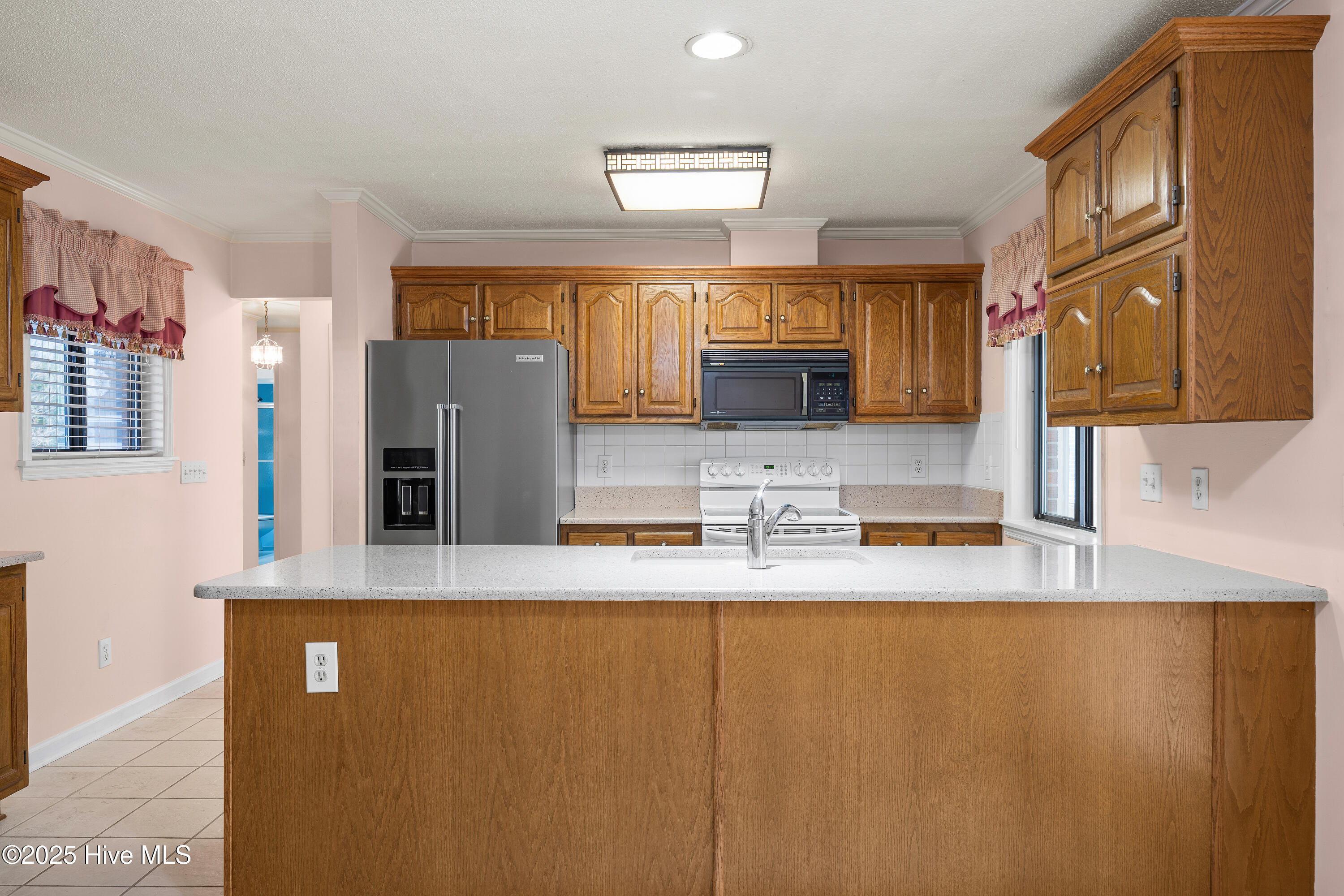 100542635 | Photo 72