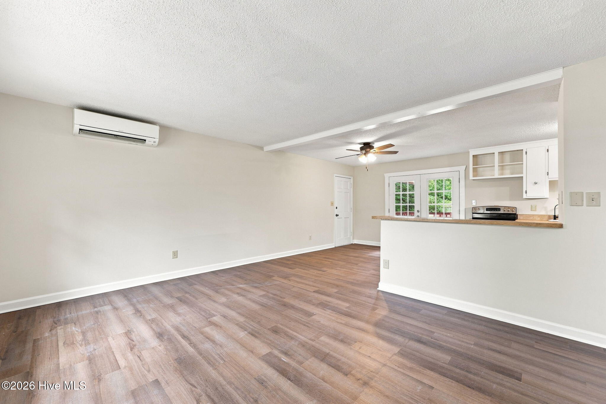 213 Nine Foot Road,Newport