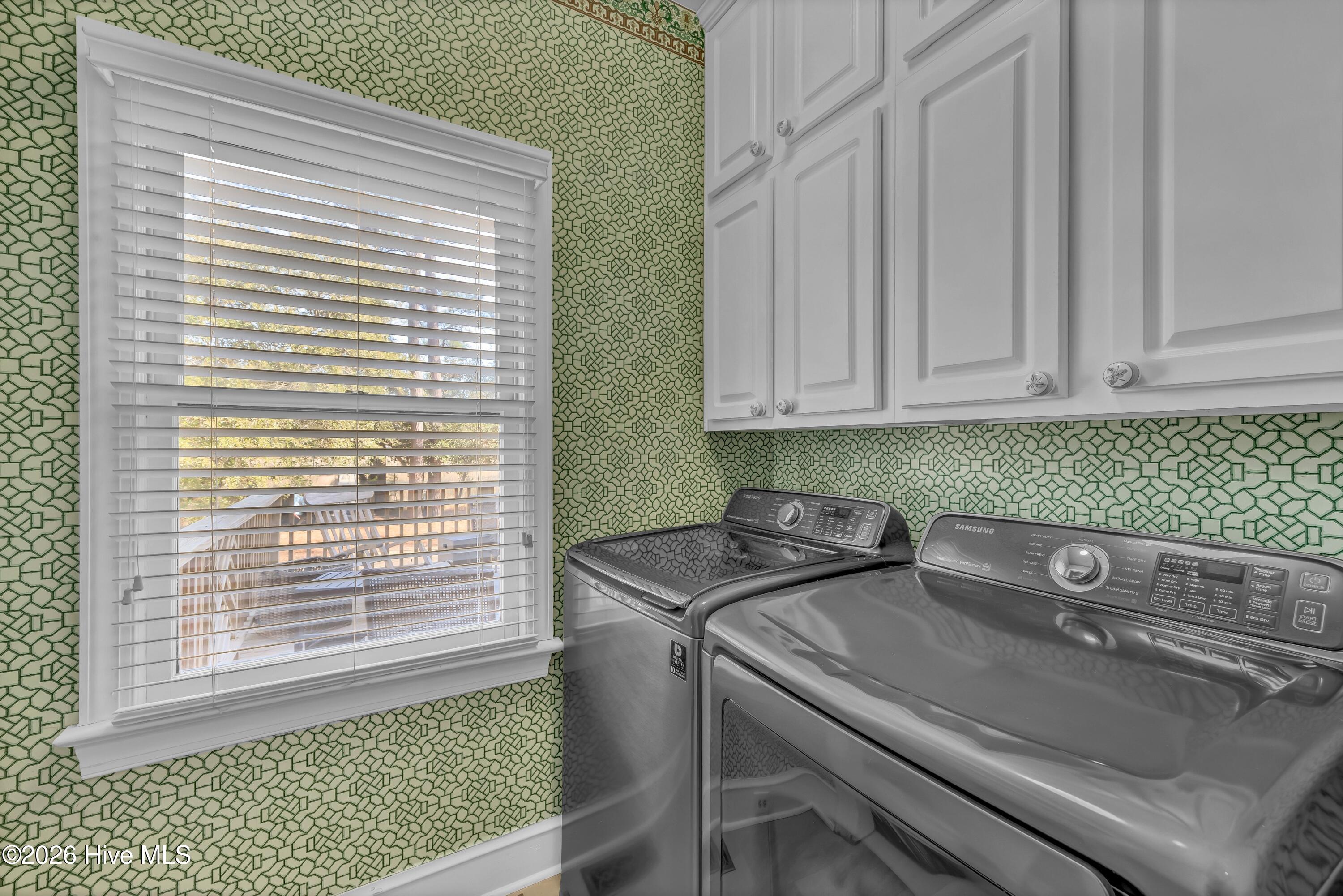 100554462 | Photo 25