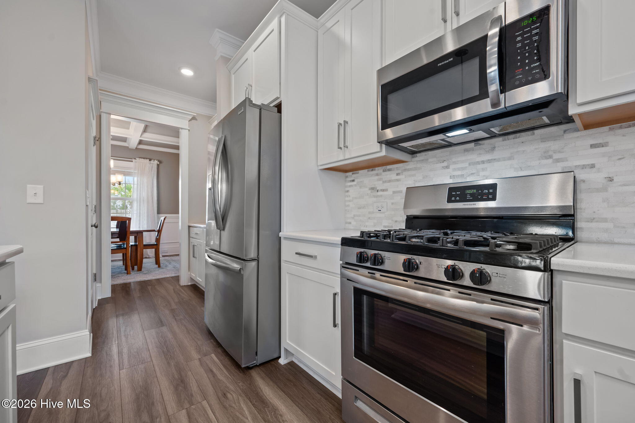 100564361 | Photo 19