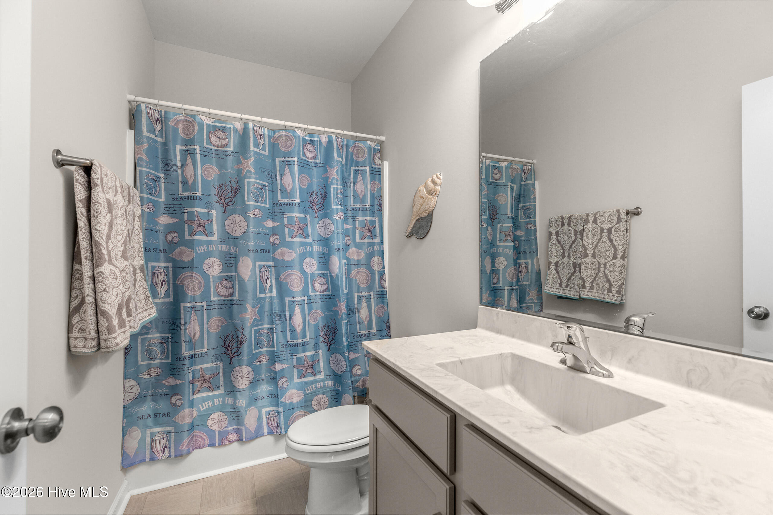 100557607 | Photo 28