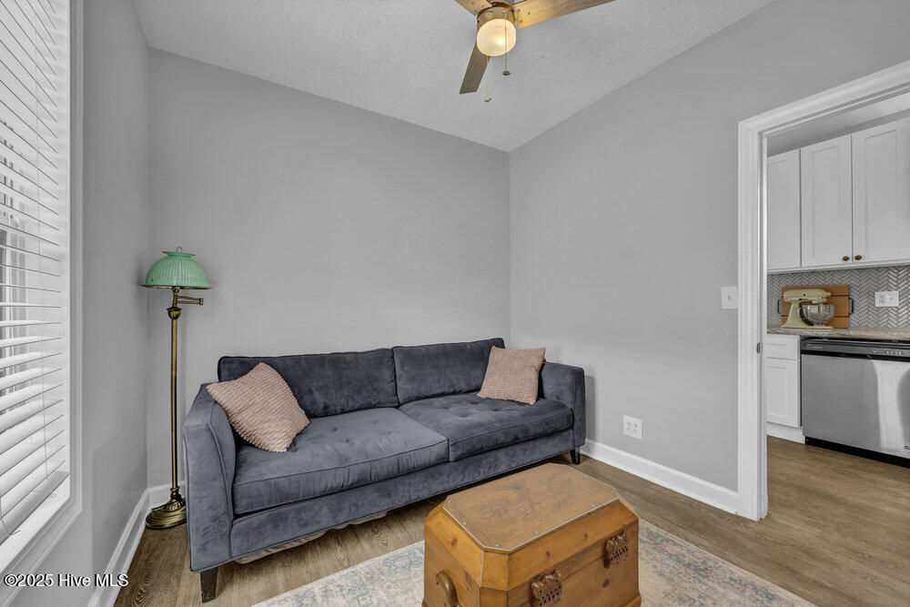 100538169 | Photo 20