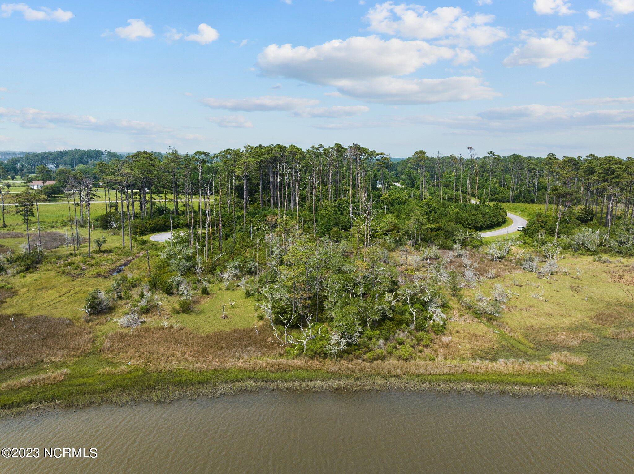 211 Leeward Lane,Beaufort