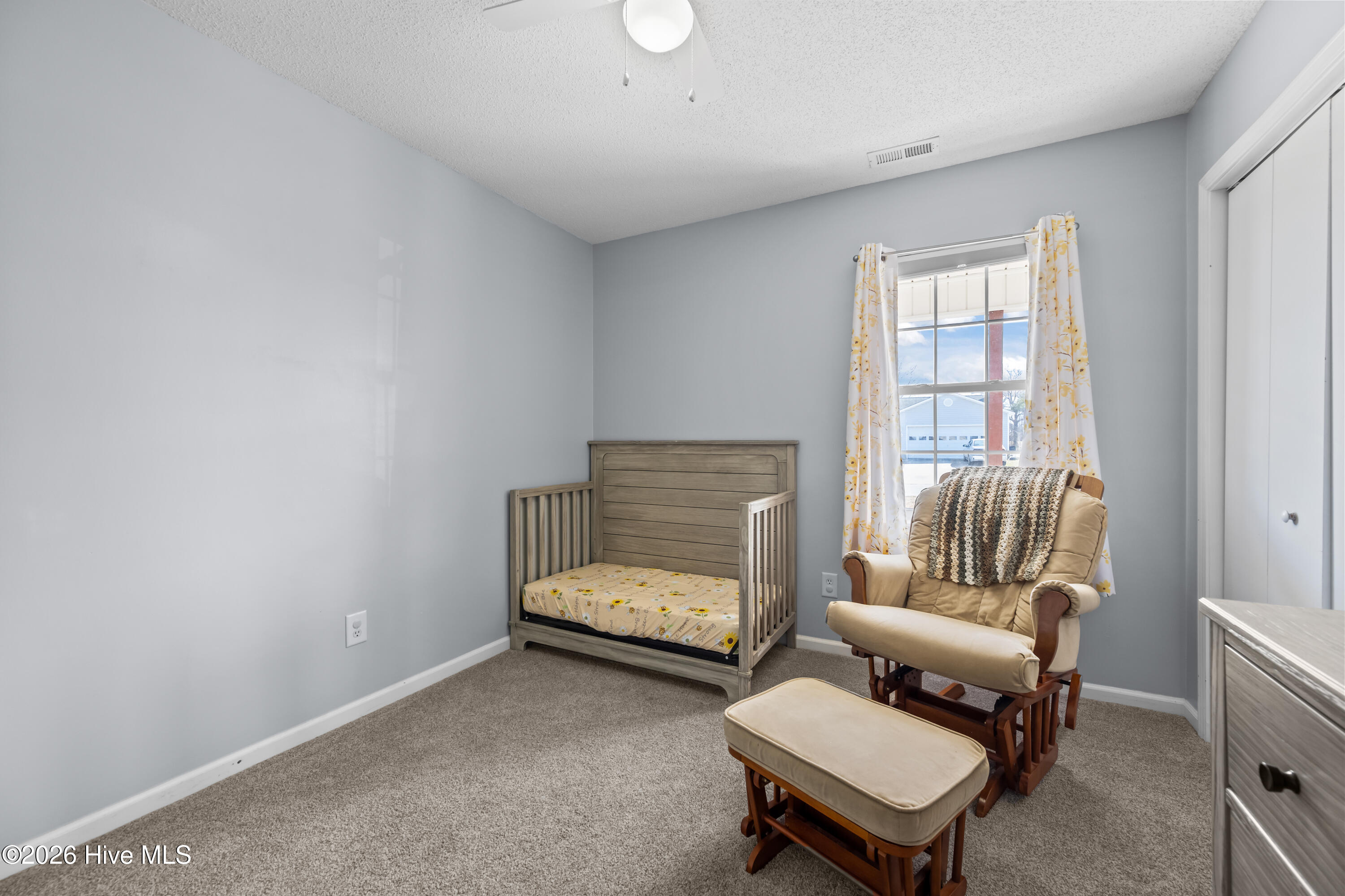 100556999 | Photo 32