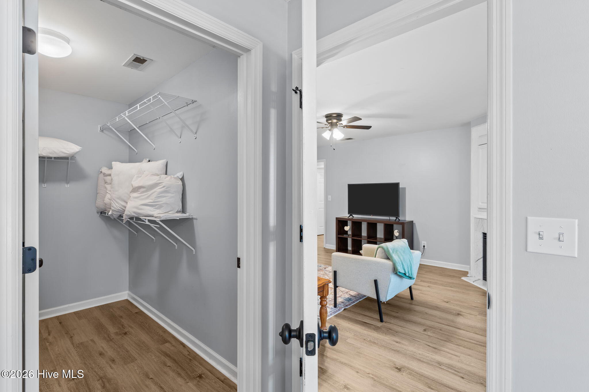 100549050 | Photo 22