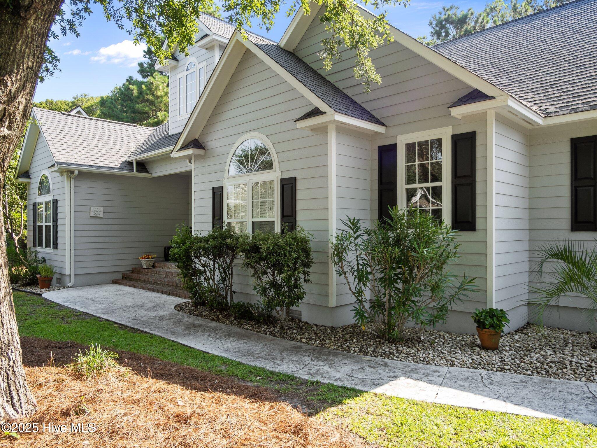 100519195 | Photo 39