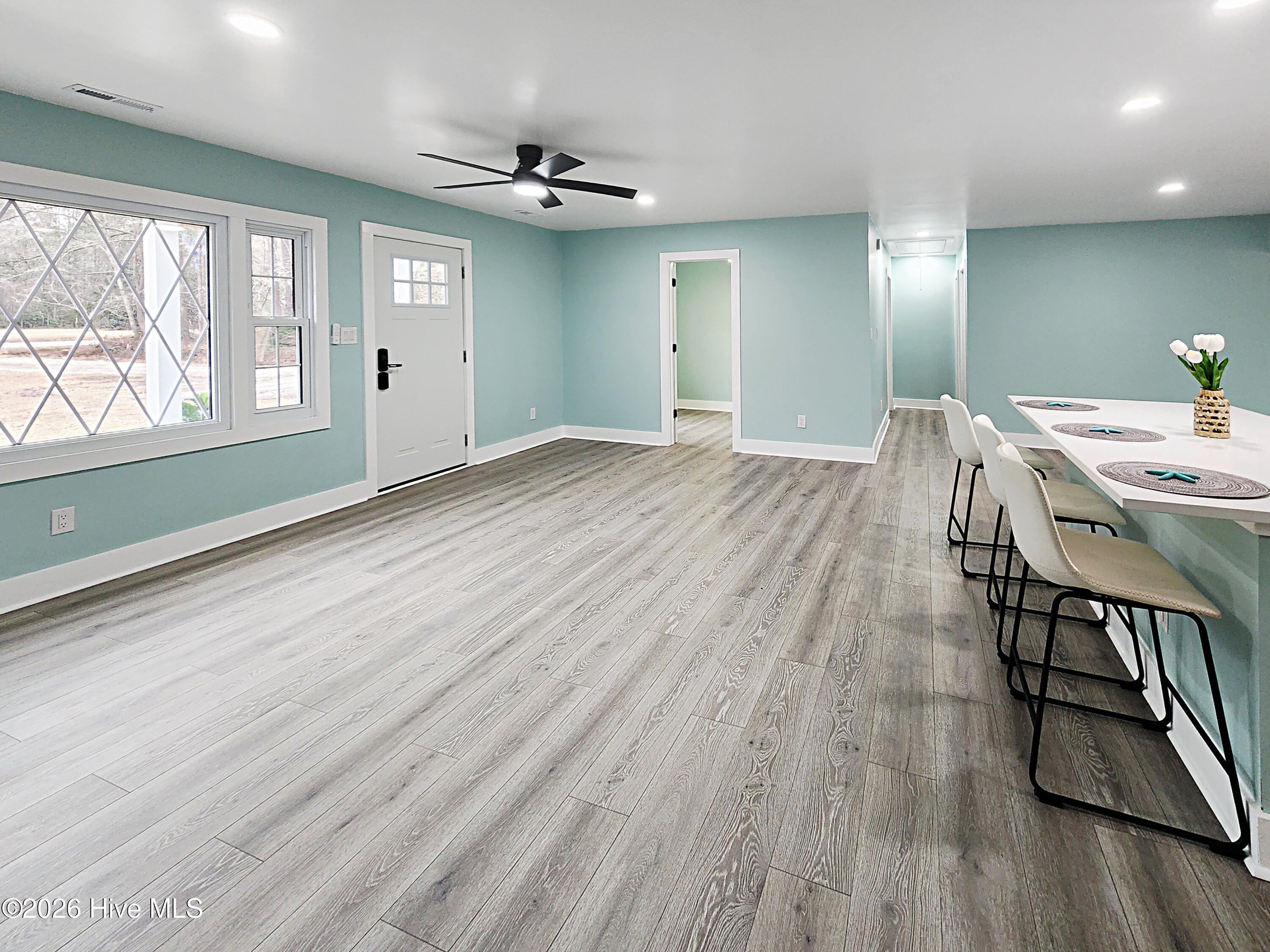 100552215 | Photo 23