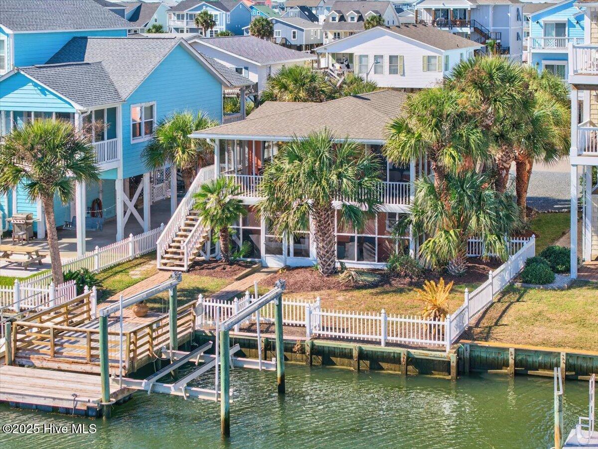 100538362 | Photo 56