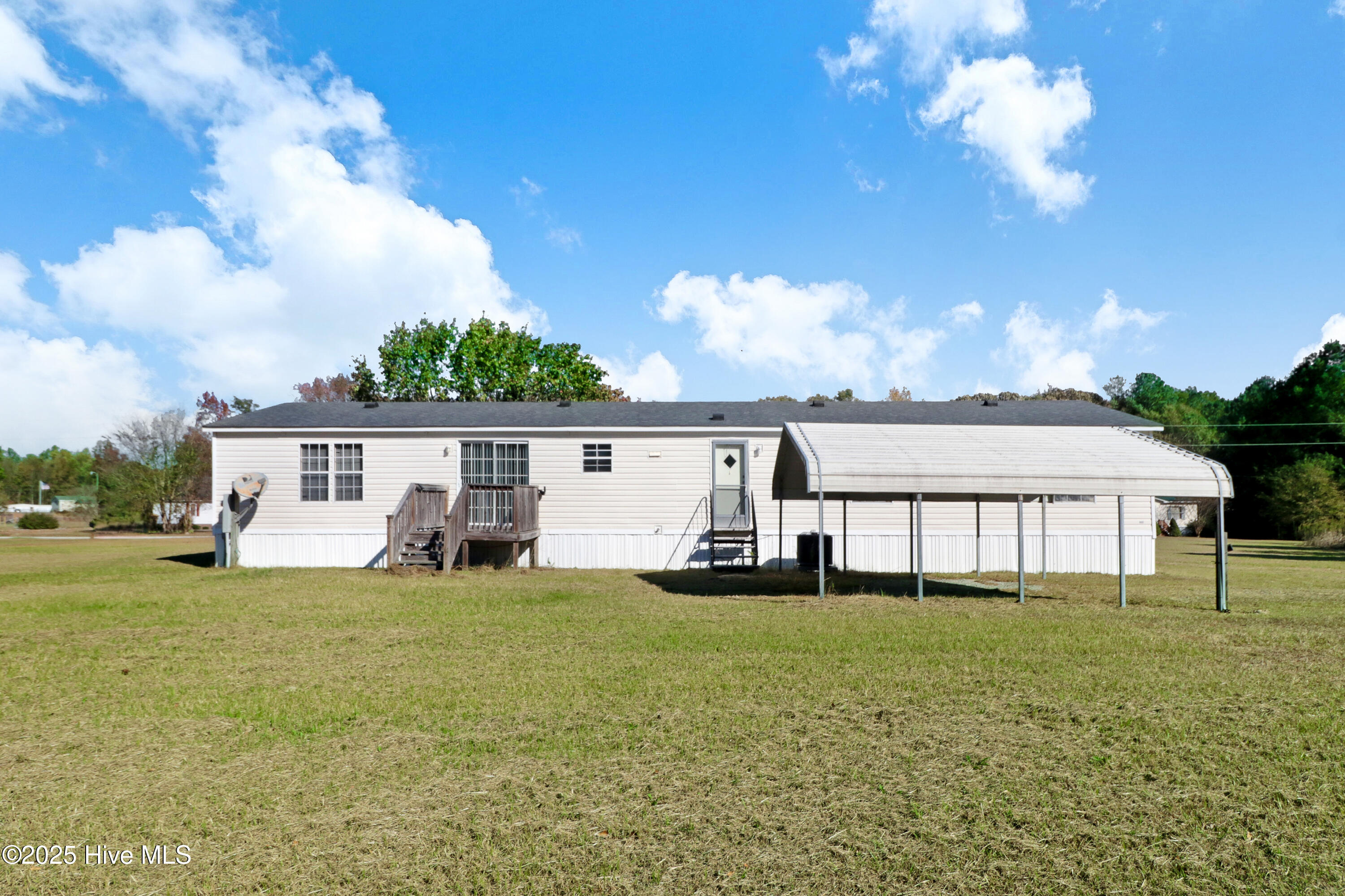 Homes for sale in Pikeville, NC | 230 Fox Run Dr, Pikeville, NC 27863 | MLS# 100539321