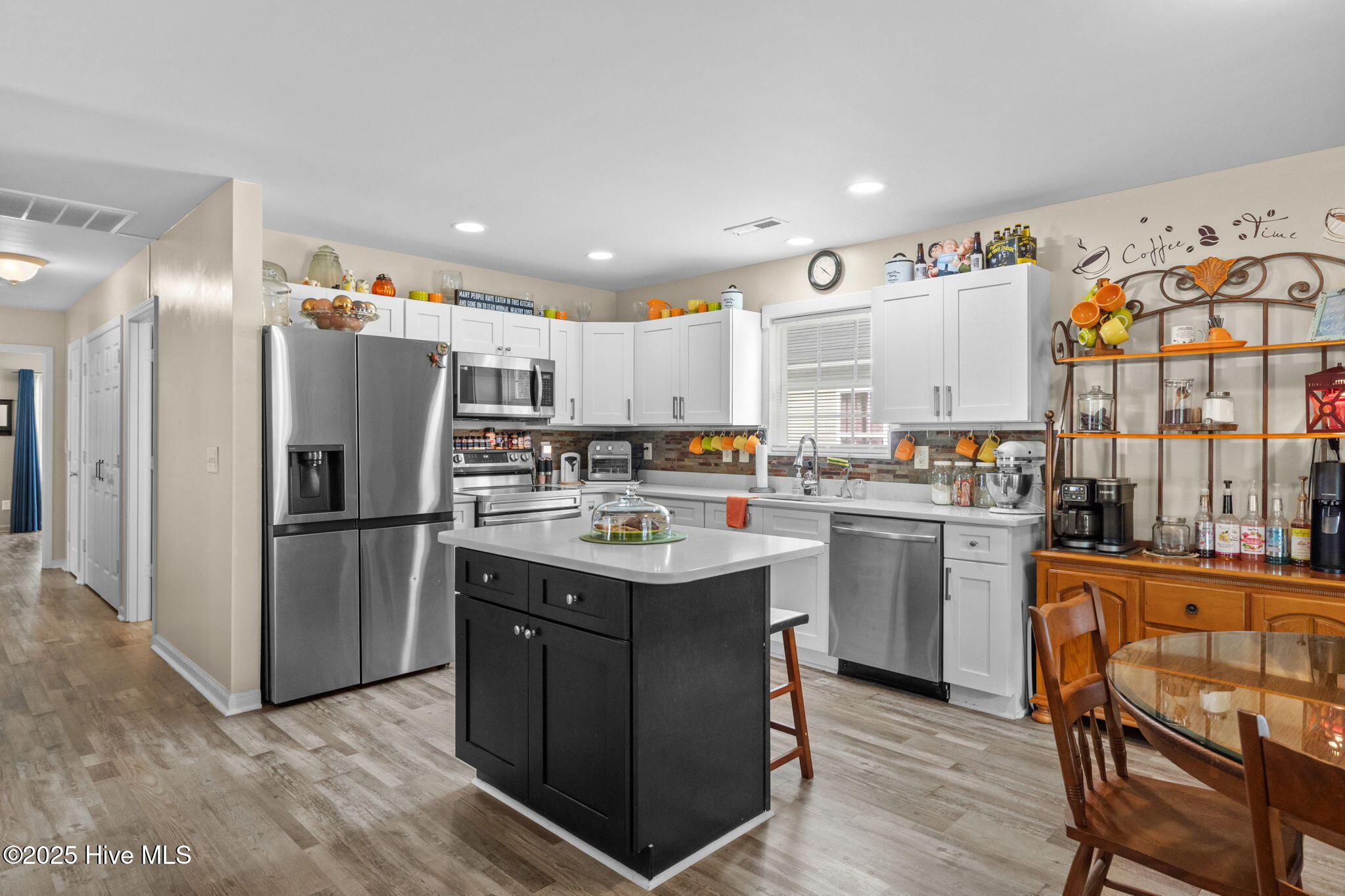 100526973 | Photo 20