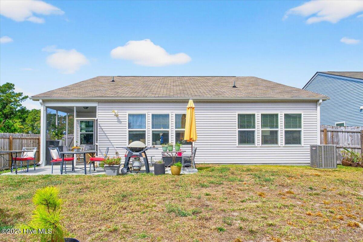 100532427 | Photo 31